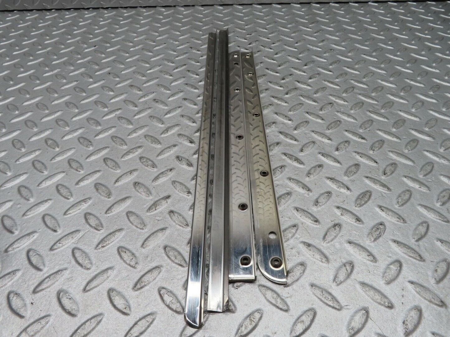 17072 Mercedes-Benz C123 280CE Coupe Sunroof Chrome Trim Set