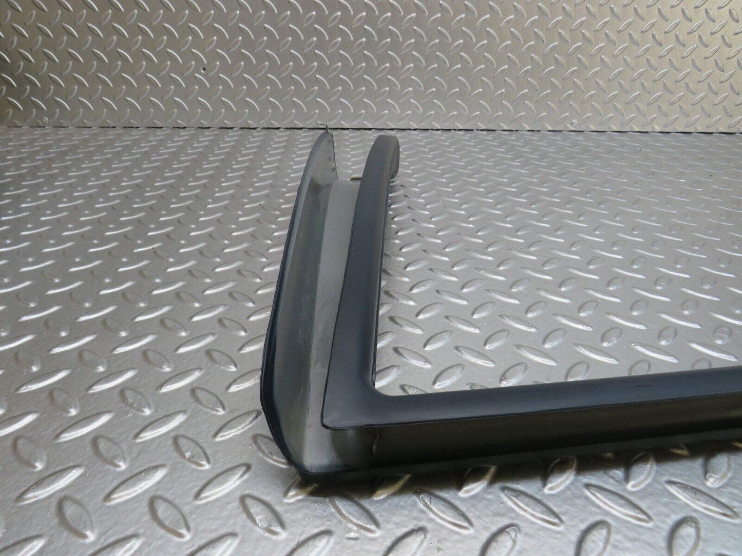 24975 Mercedes-Benz W140 S320 Front Left Door Window Trim 1407206362