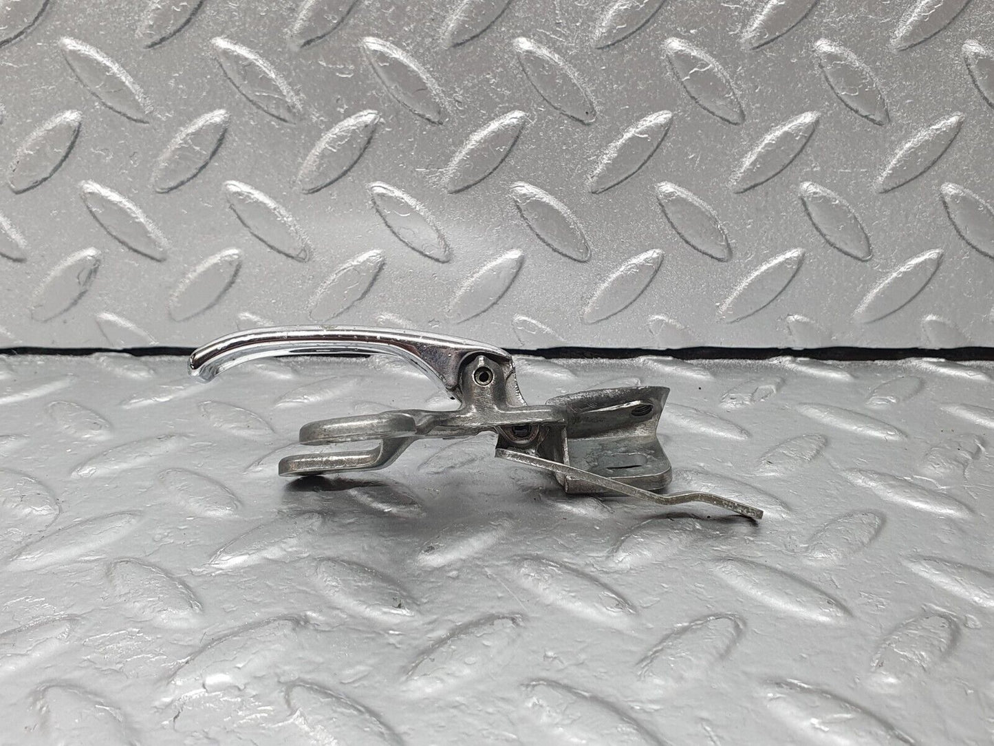43109 Mercedes-Benz W108 280SE Rear Right Interior Door Handle Chrome 1157660219