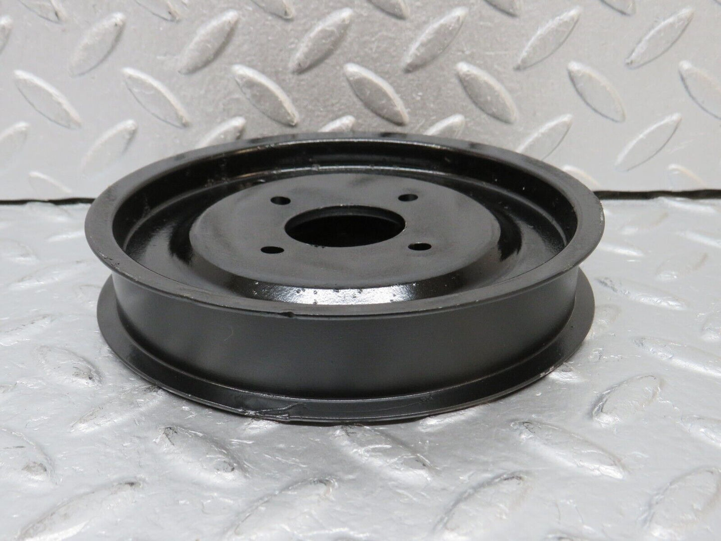 38922 Mercedes-Benz W201 190E Engine Cooling Fan Pulley 1032050310