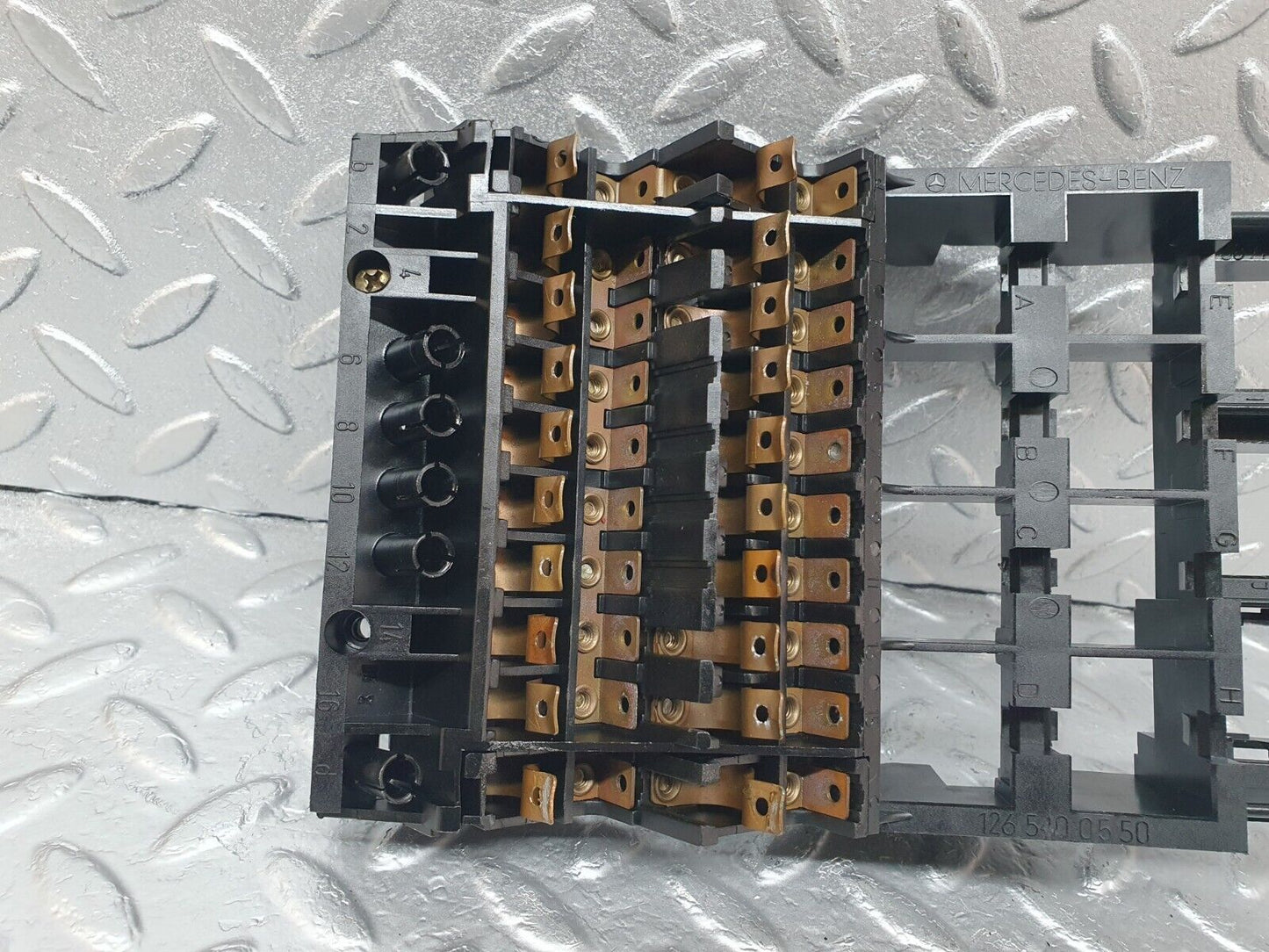 43592 Mercedes-Benz C126 380SEC Coupe Fuse Box 1265400550