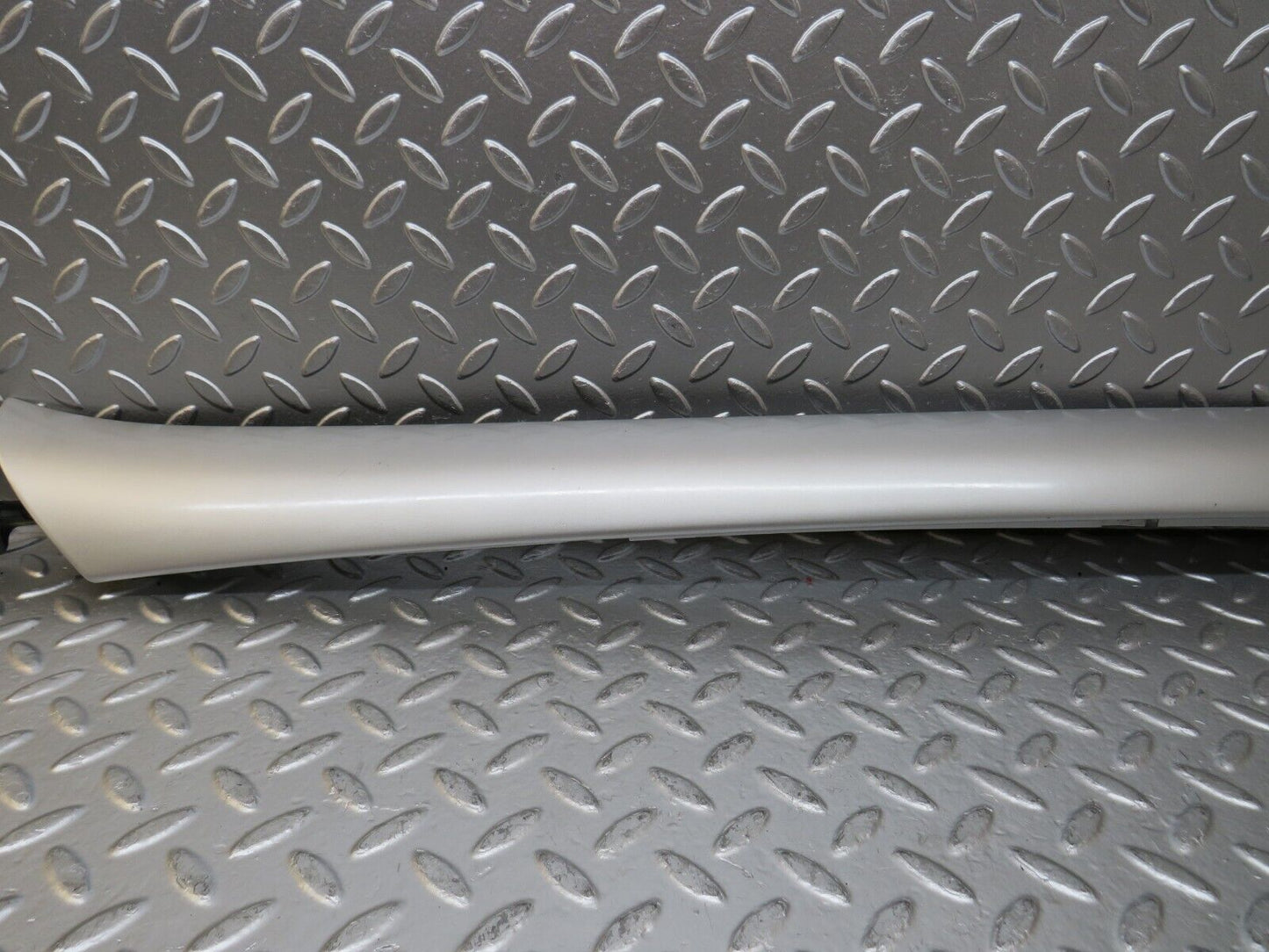 25062 Mercedes-Benz W140 S320 A Pillar Exterior Cover Left Side