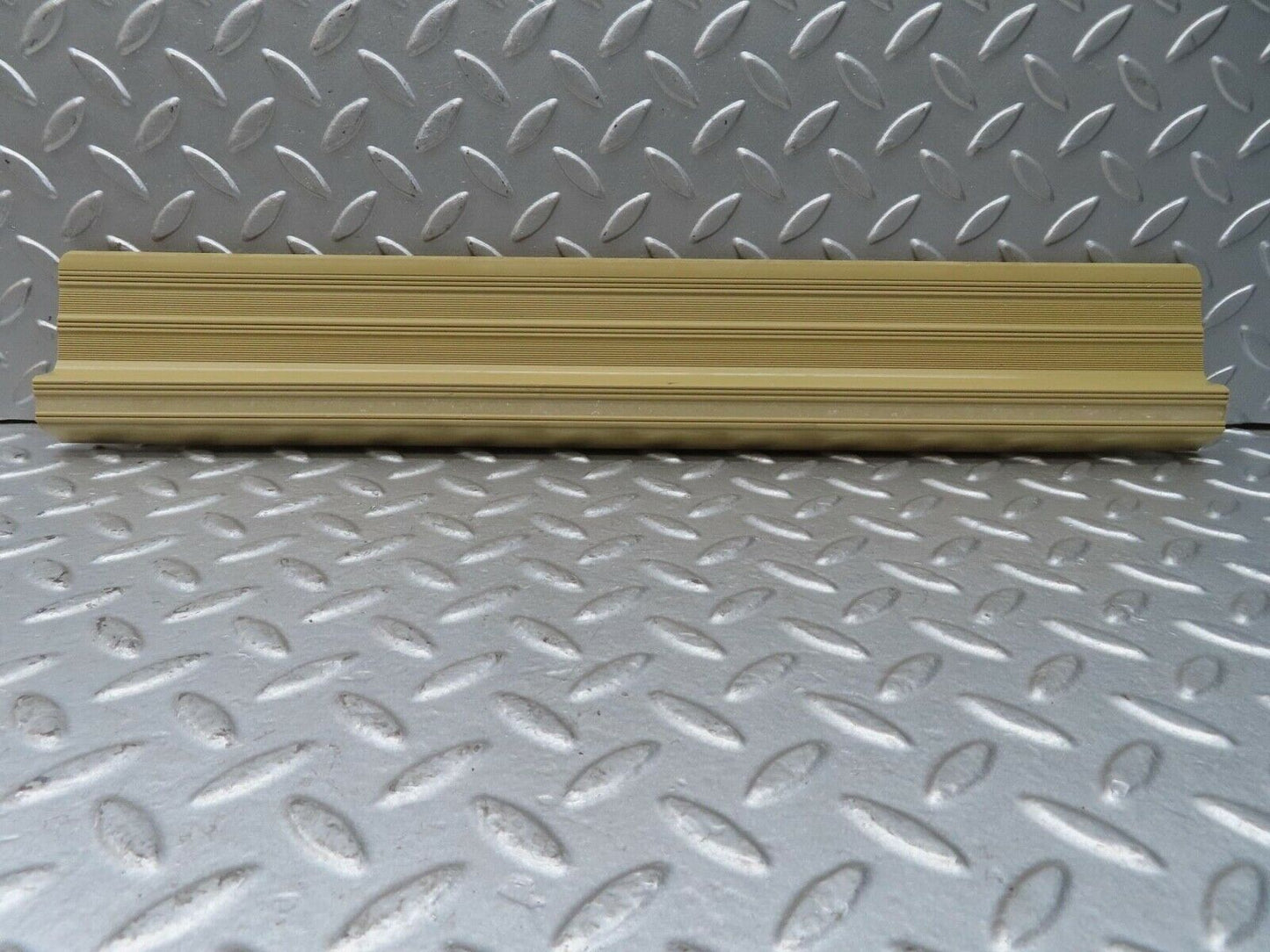 13482 Mercedes-Benz W123 200 Rear Right Door Sill