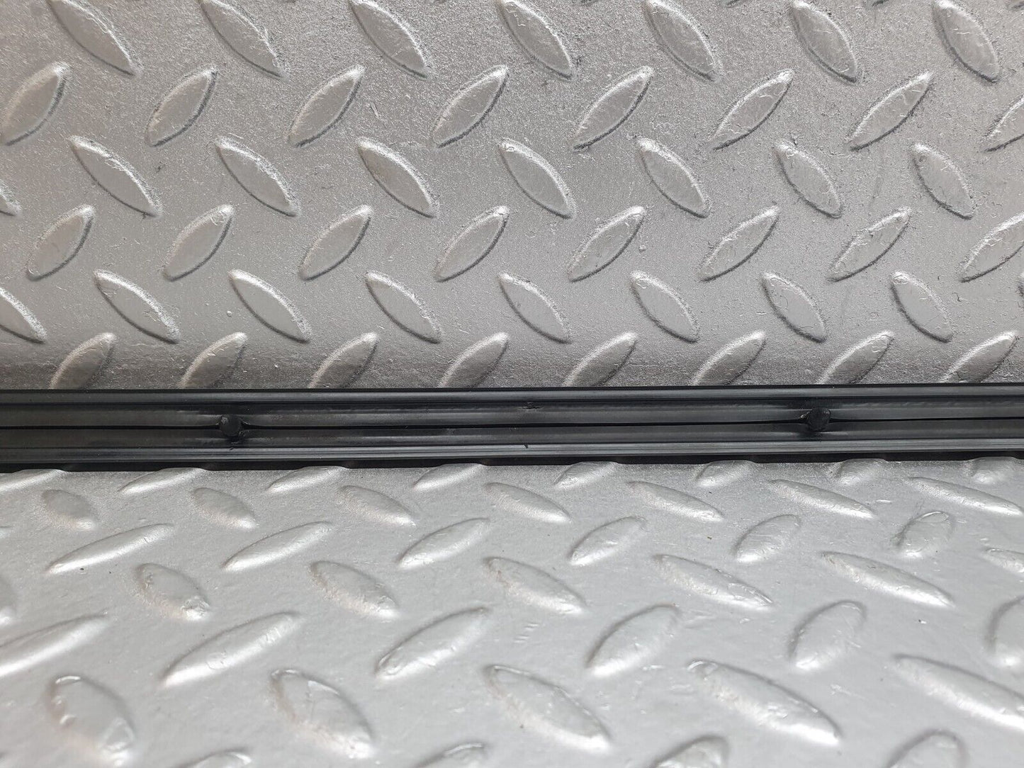 43989 Mercedes-Benz C123 230CE Coupe Right Door Centre Moulding Trim