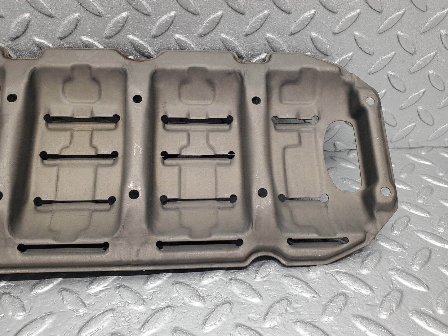 46316 Mercedes-Benz W124 280E Oil Sump Splash Guard Baffle Plate