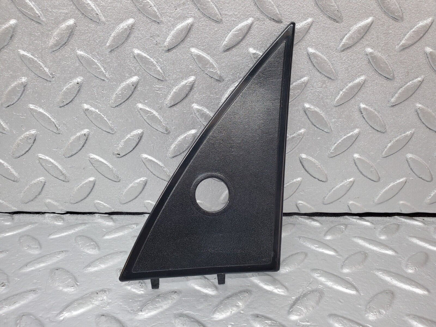 45610 Mercedes-Benz W126 420SE Mirror Triangle Cover Right Side 1267250811