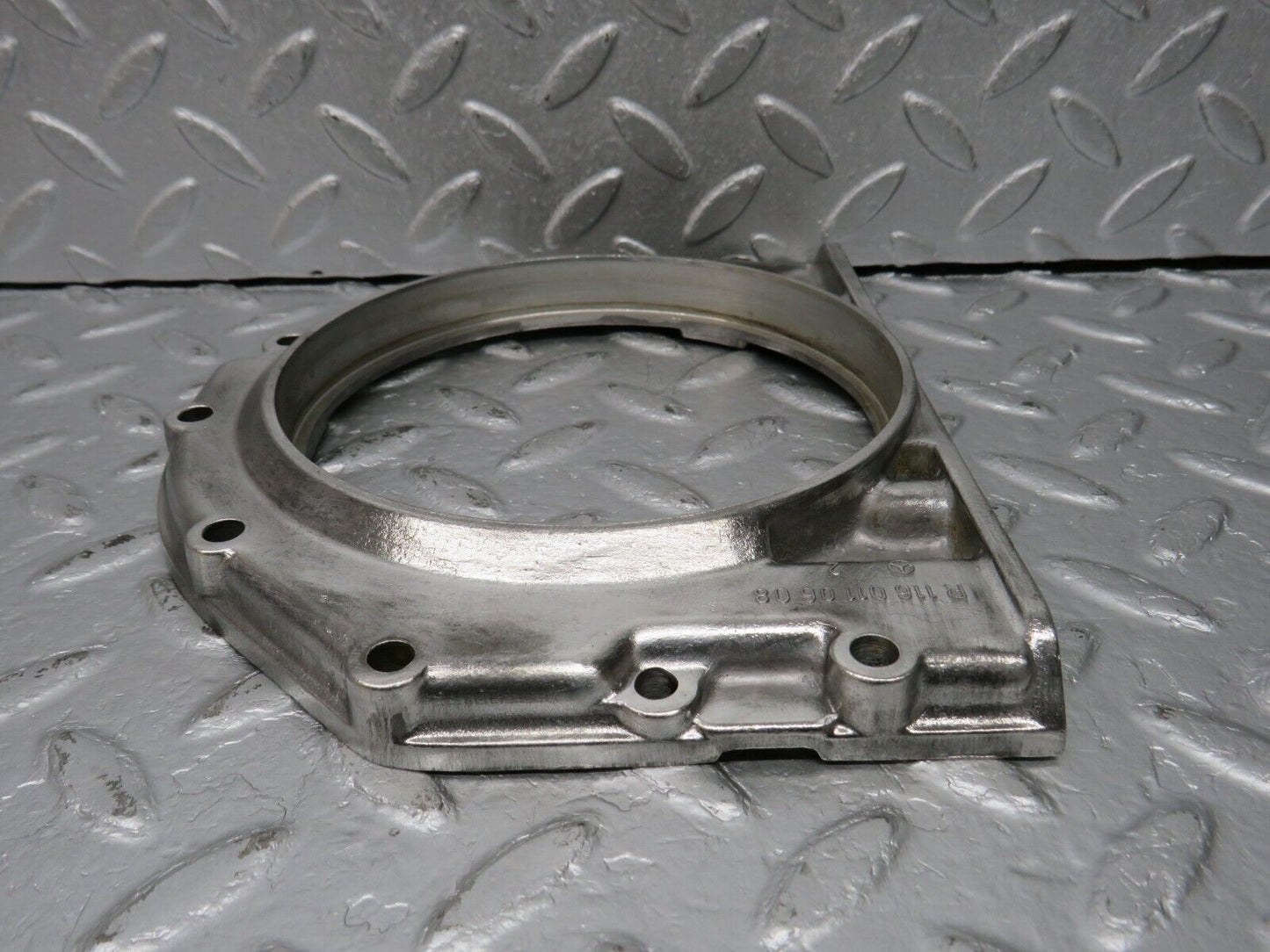 39904 Mercedes-Benz R107 350SL Crankshaft Rear Sealing Cover 1160110608