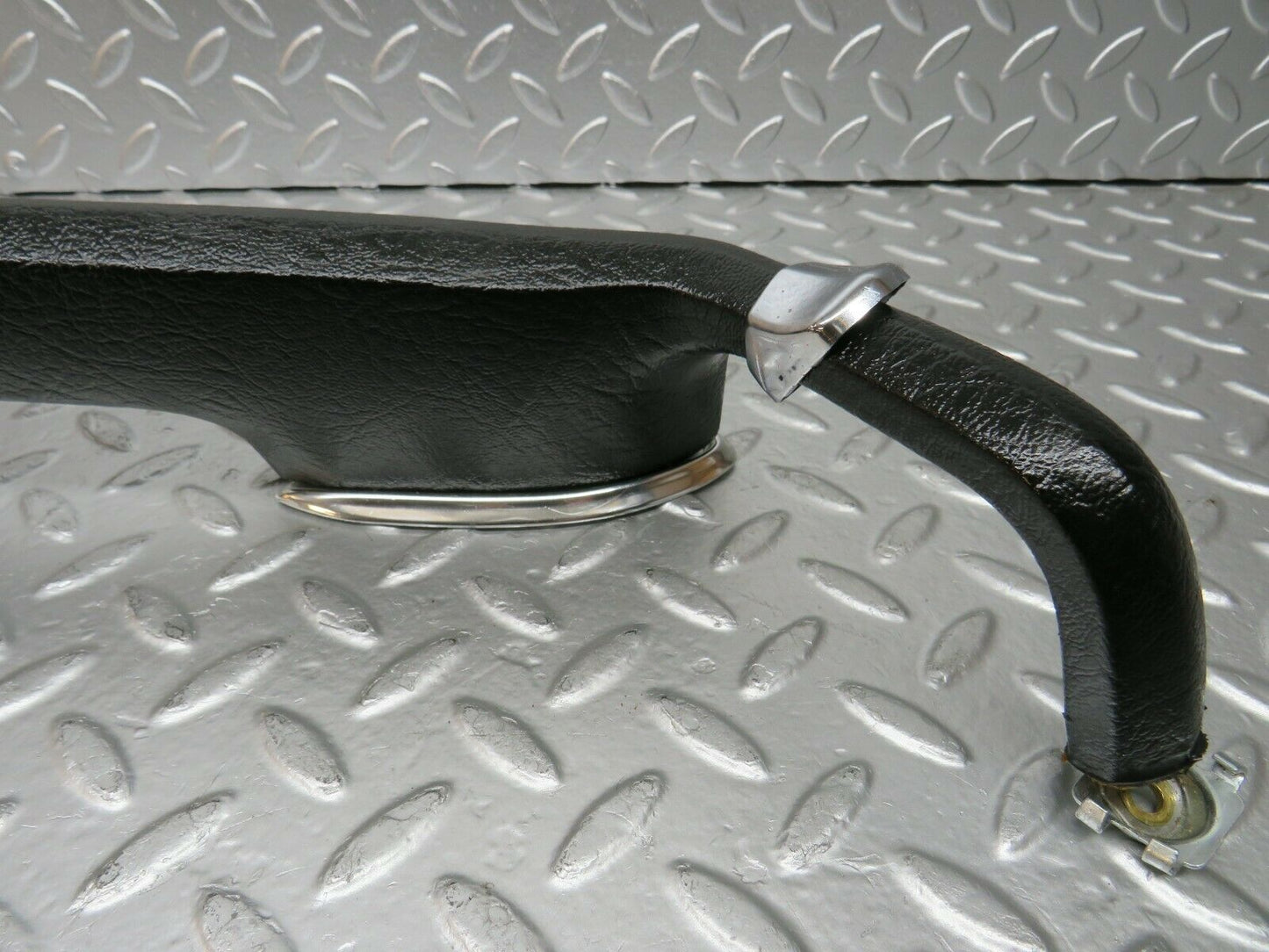 24531 Mercedes-Benz W108 Interior Door Handle Right Black