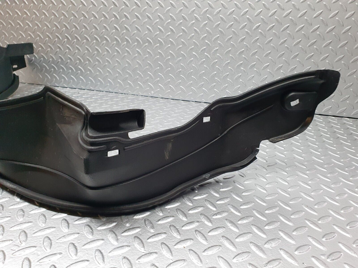 41274 Mercedes-Benz W126 300SE Front Left Inner Fender Splash Guard 1238840535