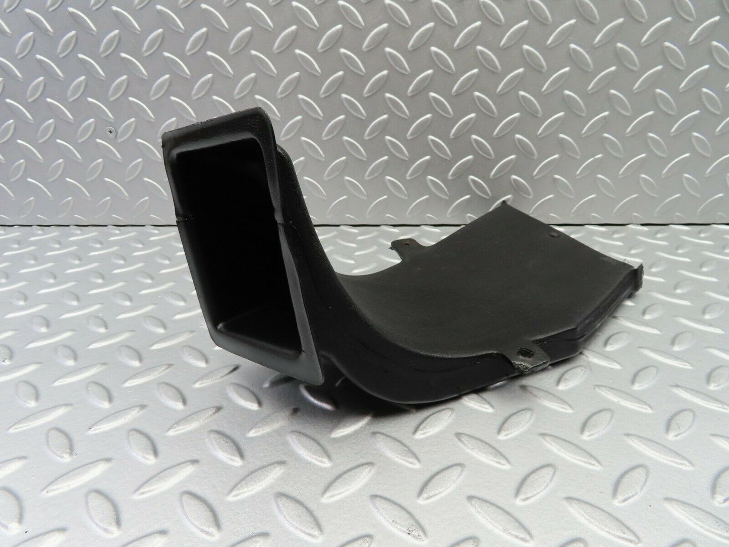 6974 Mercedes-Benz C107 350SLC Coupe Floor Ventillation Duct Right 1078310246
