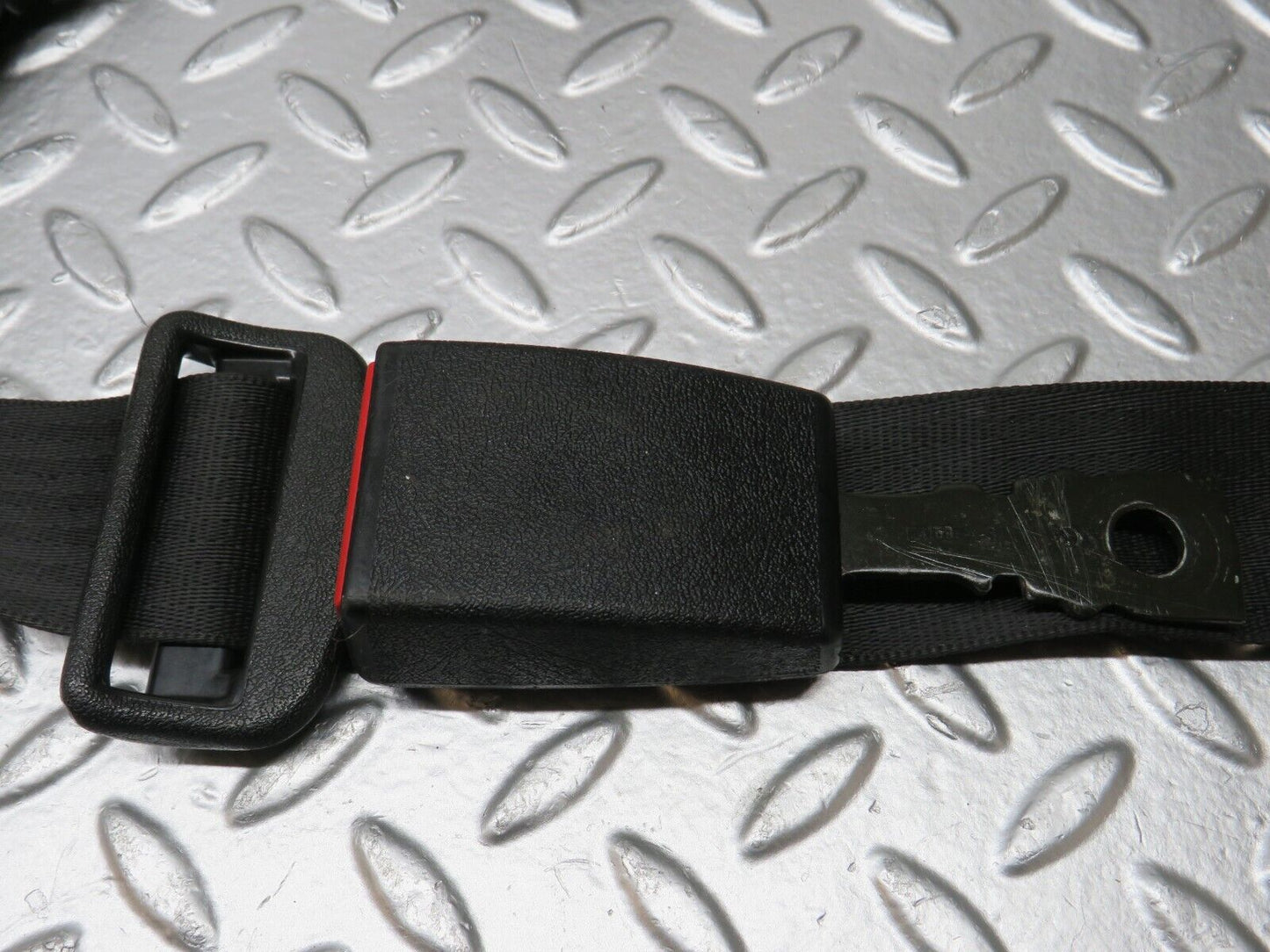 25636 Mercedes-Benz W123 200 Front Left Seat Belt With Buckle 1238602586
