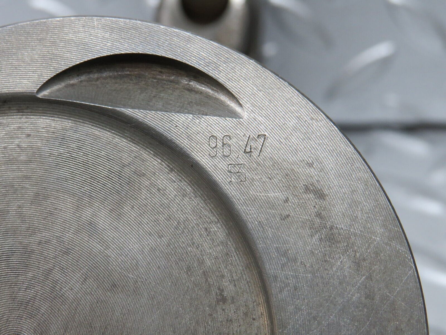 29912 Mercedes-Benz W123 230E Piston With Connecting Rod 96.47 mm 10200