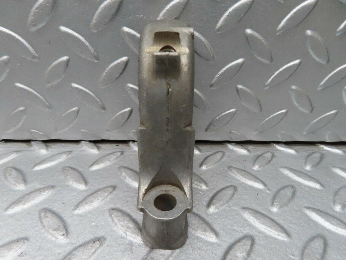 16715 Mercedes-Benz C107 380SLC Camshaft Tower Bearing 1160515118