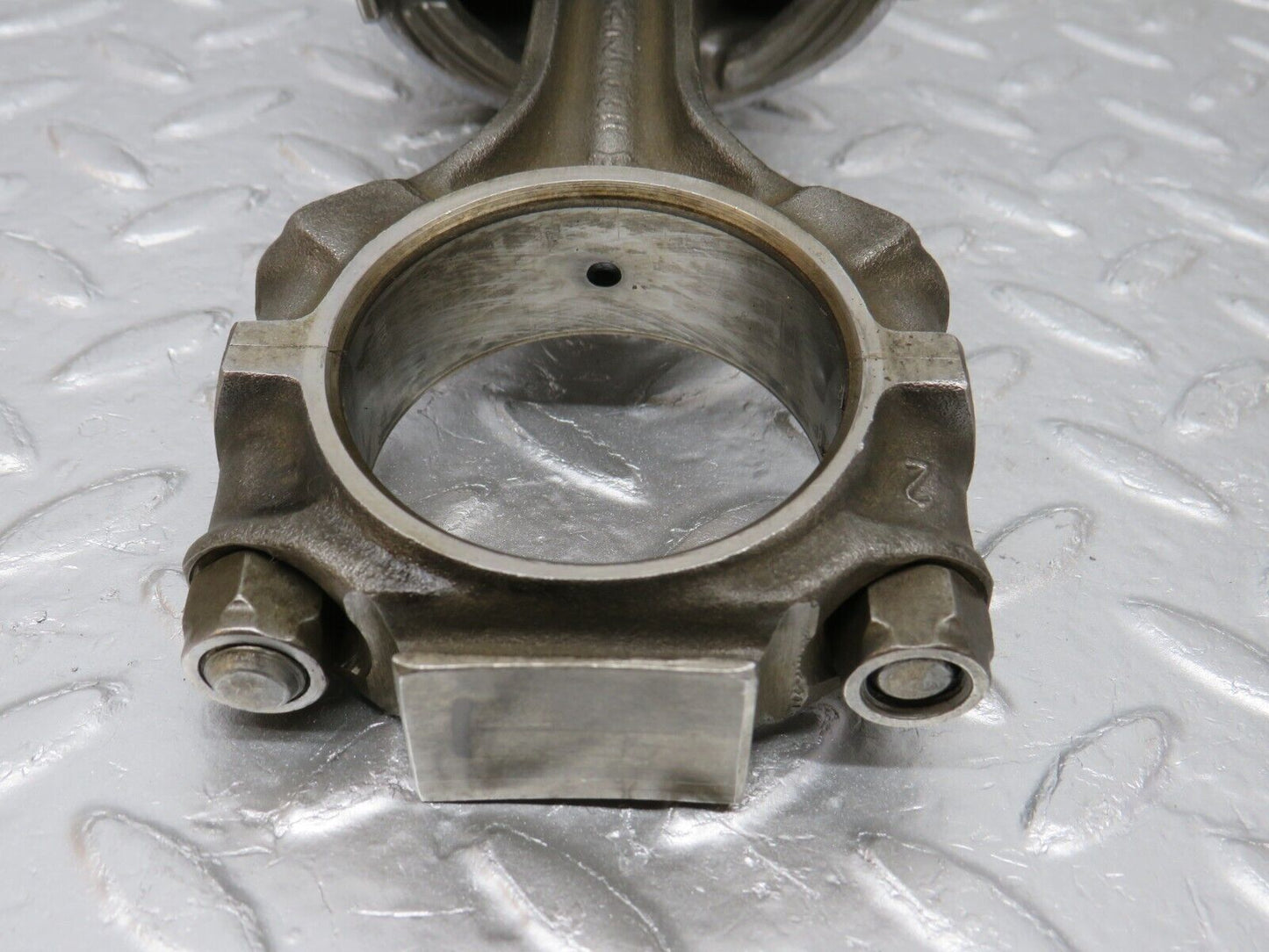 33036 Mercedes-Benz C107 R107 350 V8 Piston With Connecting Rod 92mm 11607