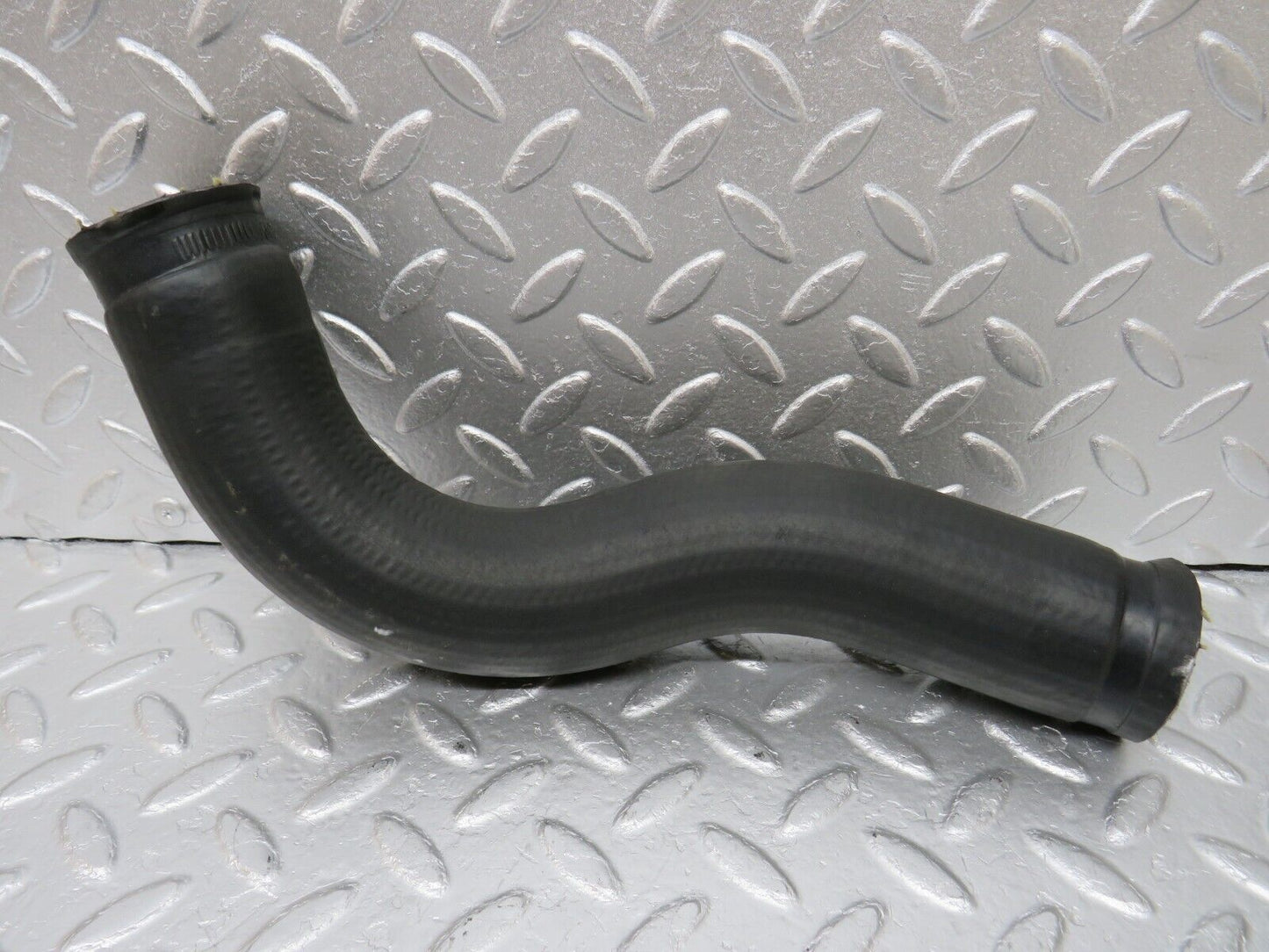34634 Mercedes-Benz C126 380SEC Coupe Radiator Hose Pipe 1265012082