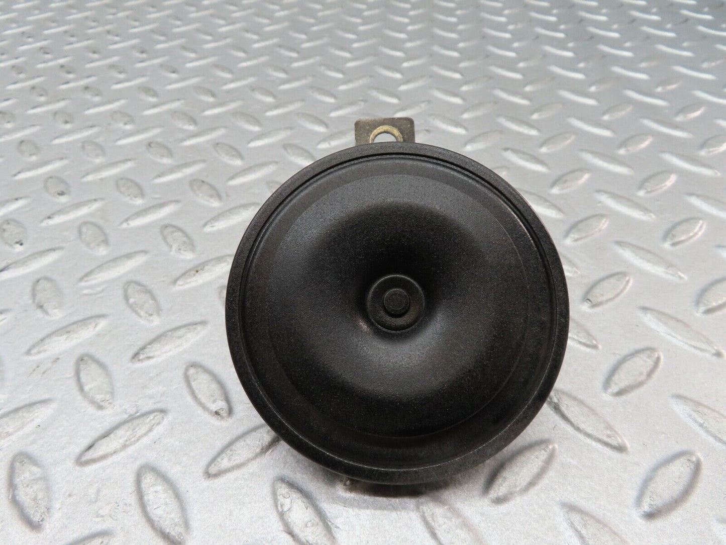 17129 Mercedes-Benz R129 300SL Coupe Horn 0035426820