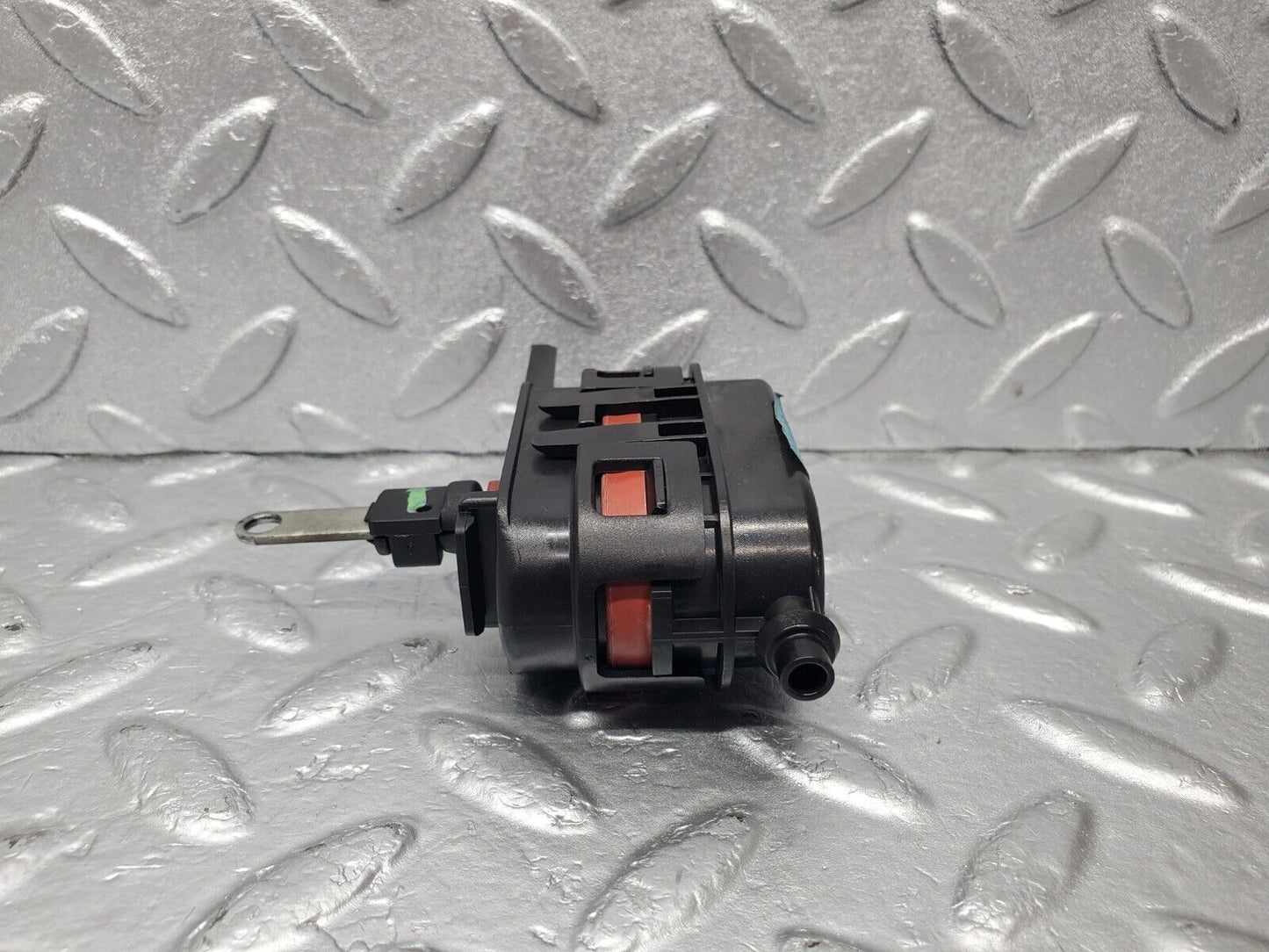 46998 Mercedes-Benz R129 320SL Coupe Heater Box Vacuum Actuator