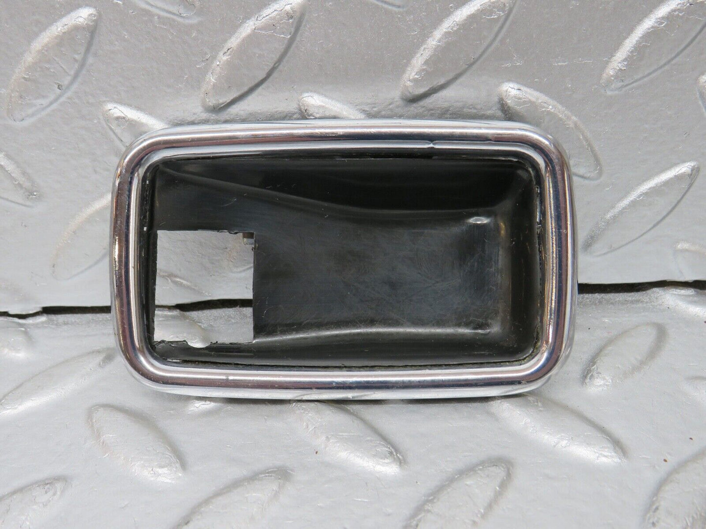 31006 Mercedes-Benz W123 230E Chrome Frame For Door Opener Left 1087660511