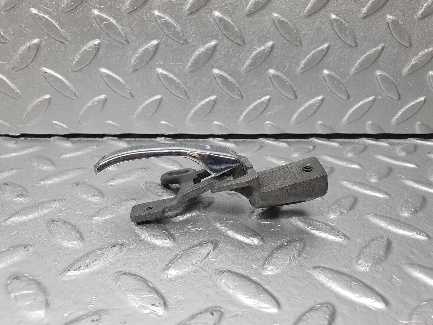 40765 Mercedes-Benz W123 300D Left Interior Door Handle 1237600161