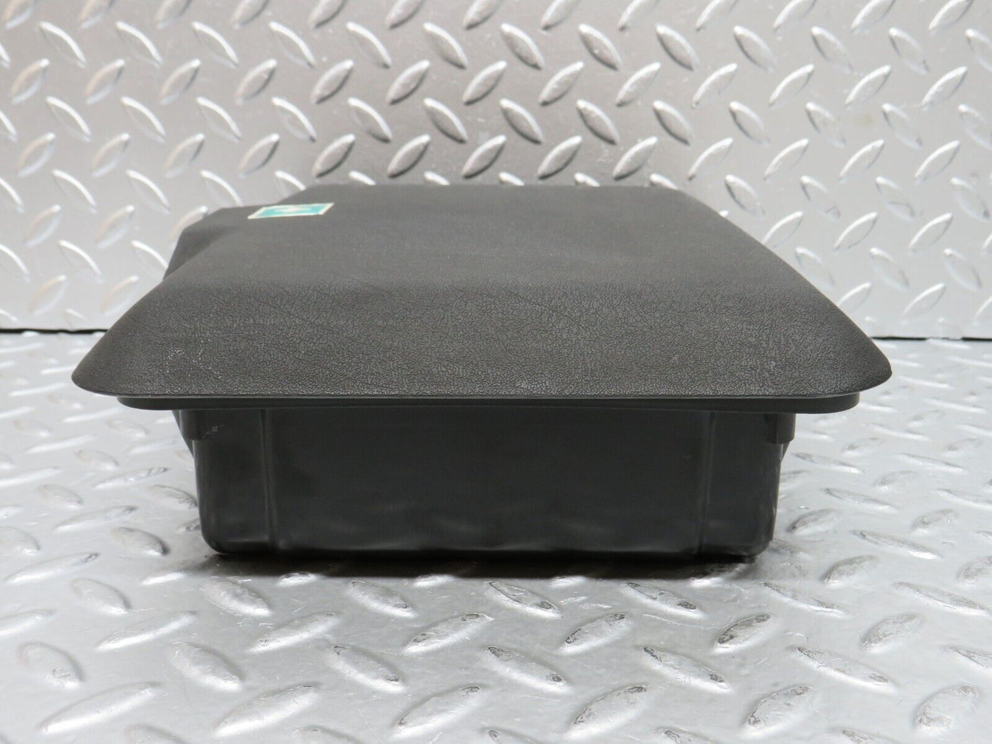 28004 Mercedes-Benz W123 280E First Aid Box 1238650353