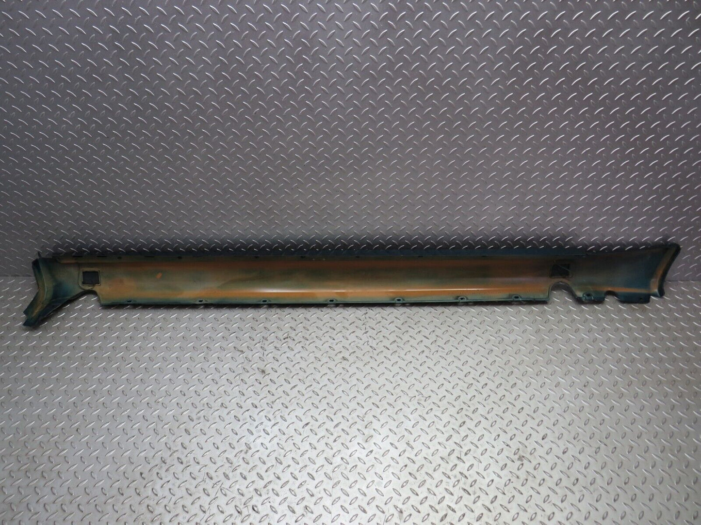 27754 Mercedes-Benz S124 300TE Wagon Side Skirt Left Side 1246902340