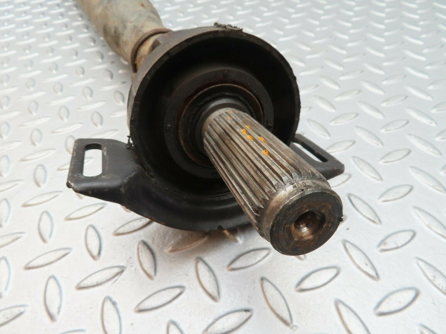 4095 Mercedes-Benz S123 200T Wagon Cardan Shaft Drive Shaft