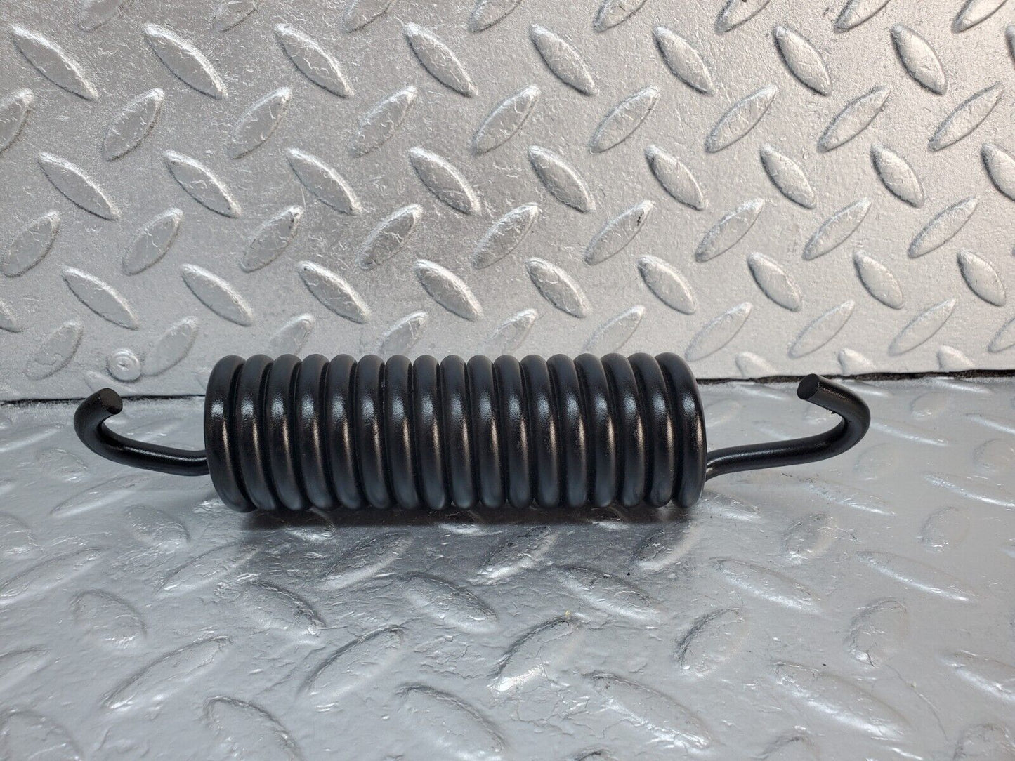 45951 Mercedes-Benz W126 420SE Bonnet Hinge Spring