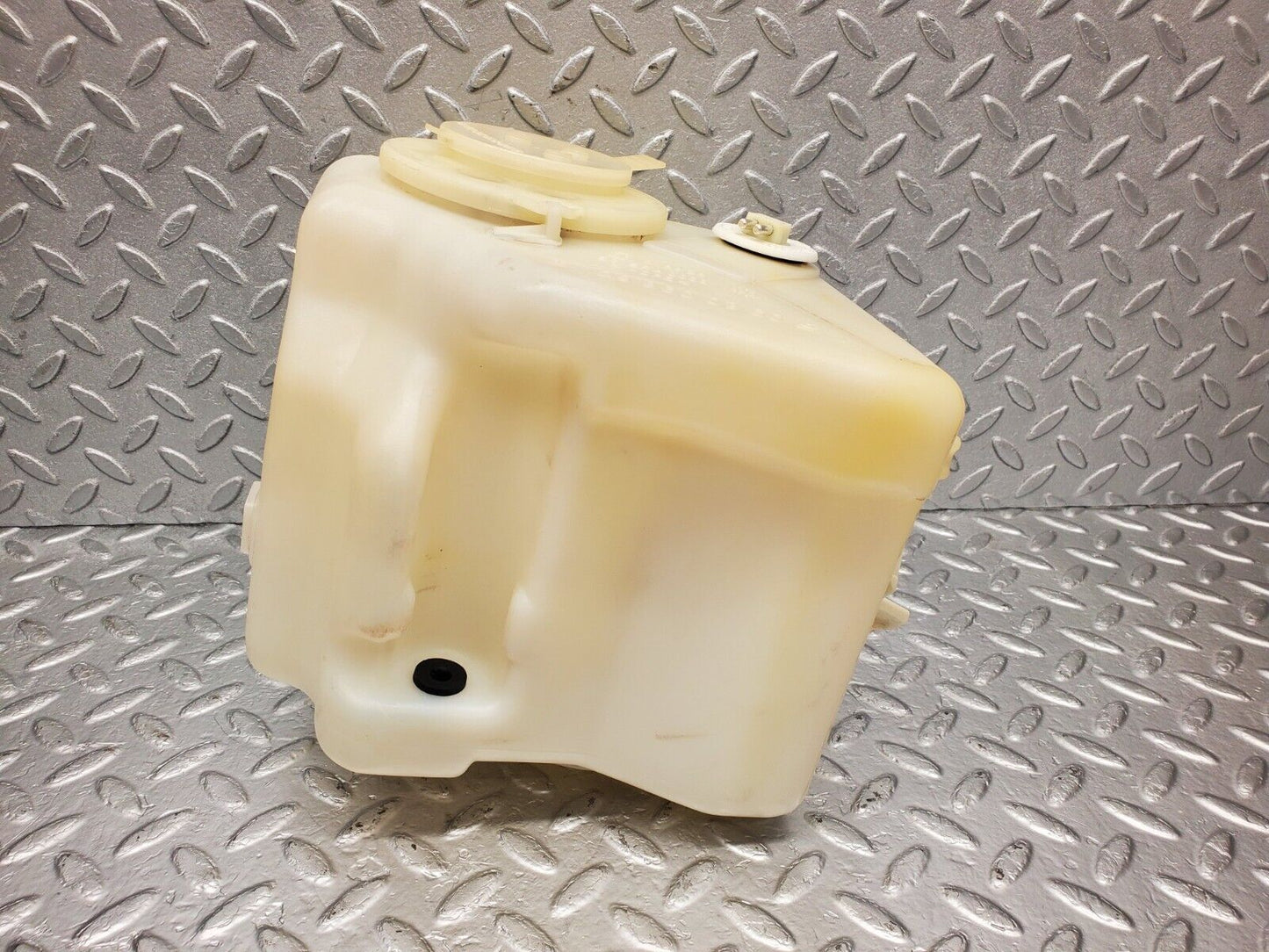 46769 Mercedes-Benz R129 320SL Coupe Windscreen Washer Fluid Reservoir 1298600360 1248690072 2105400045