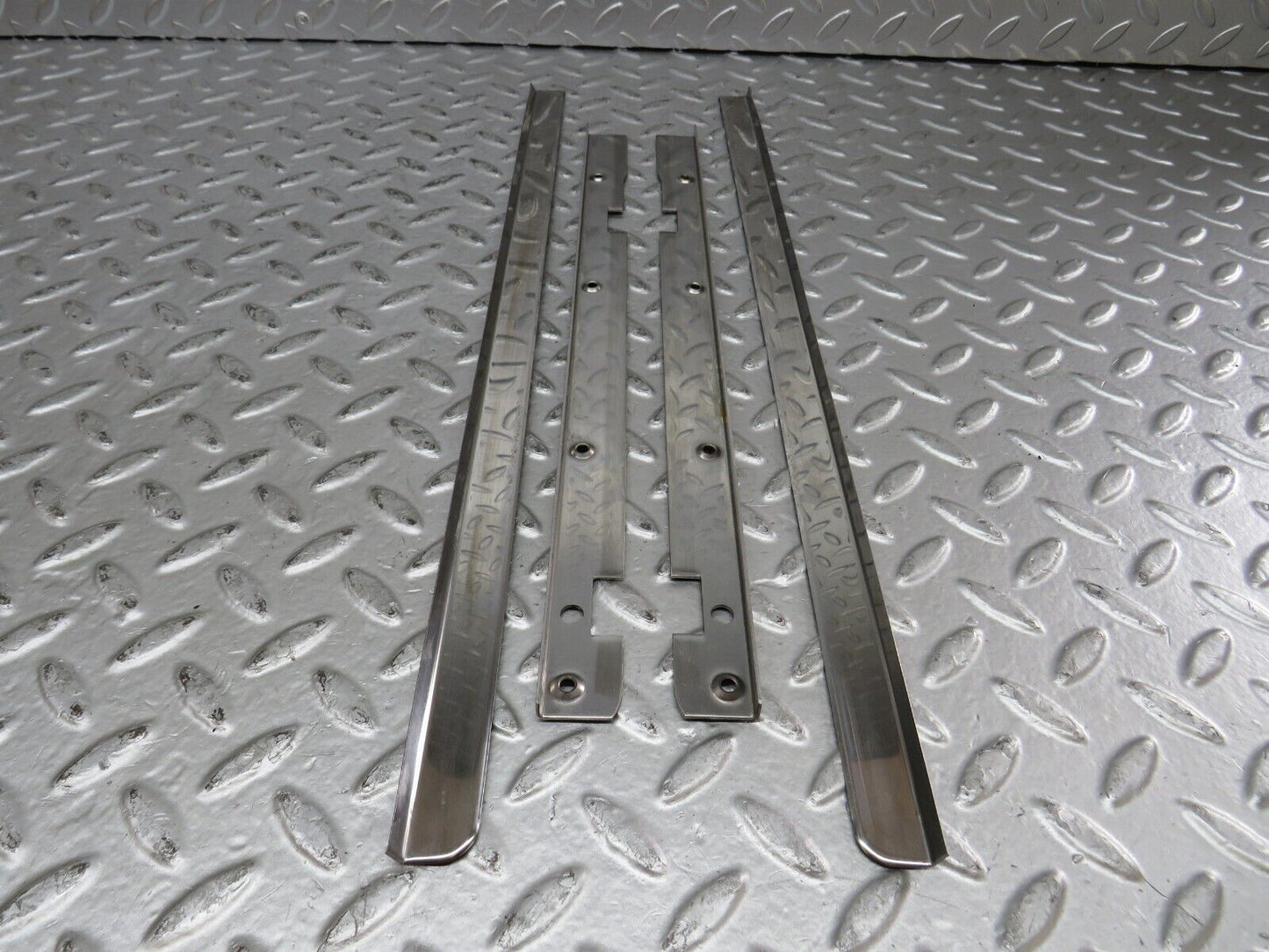 26638 Mercedes-Benz C124 220CE Coupe Sunroof Chrome Trim Set
