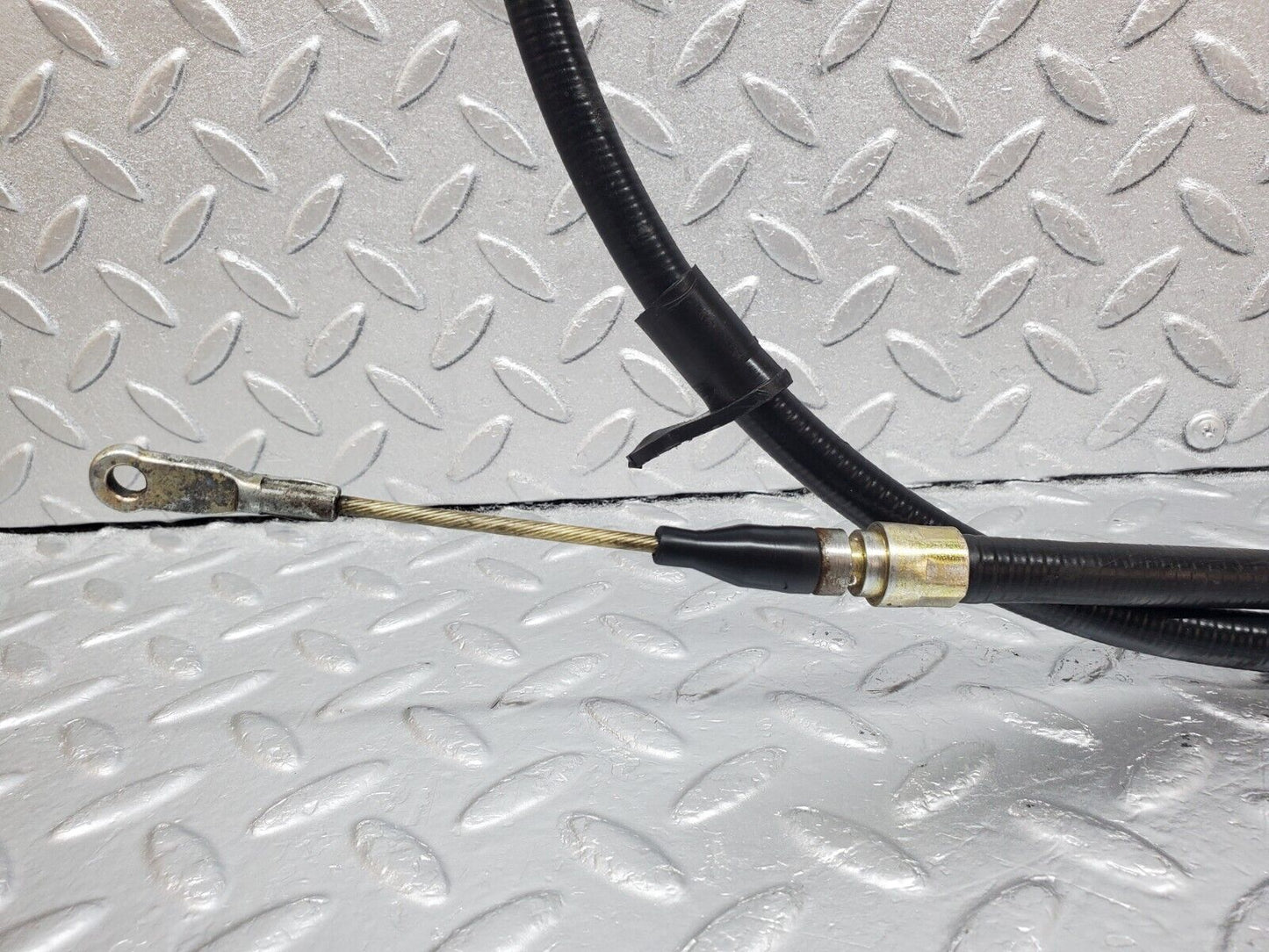 45805 Mercedes-Benz W126 420SE Handbrake Cable 1264202385