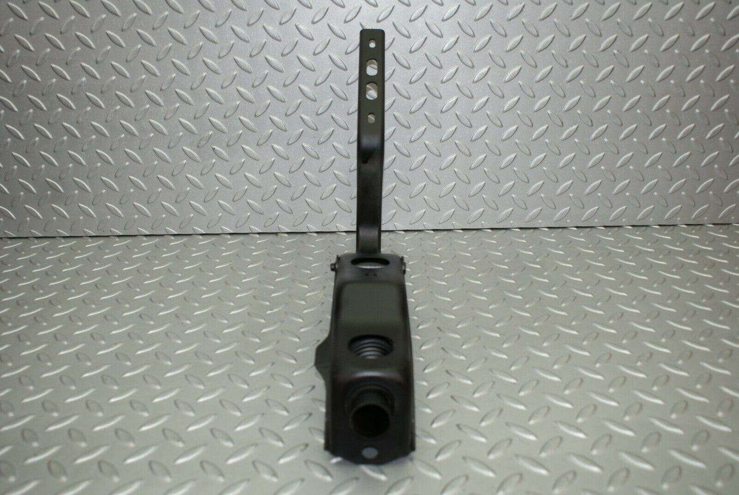 2553 Mercedes-Benz W116 350SE Boot Tailgate Hinge