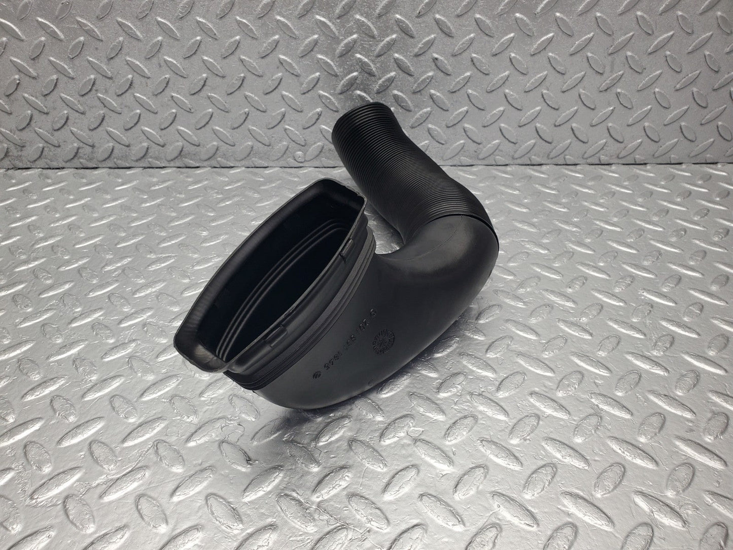 W201 Baby Benz air duct pipe hose right side used OEM