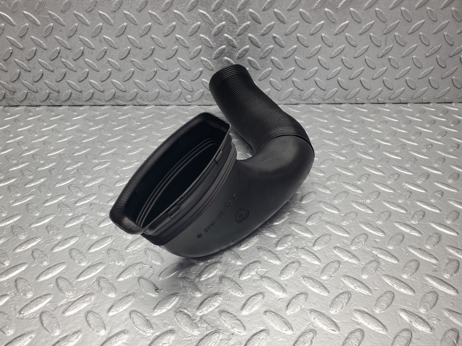 W201 Baby Benz air duct pipe hose right side used OEM