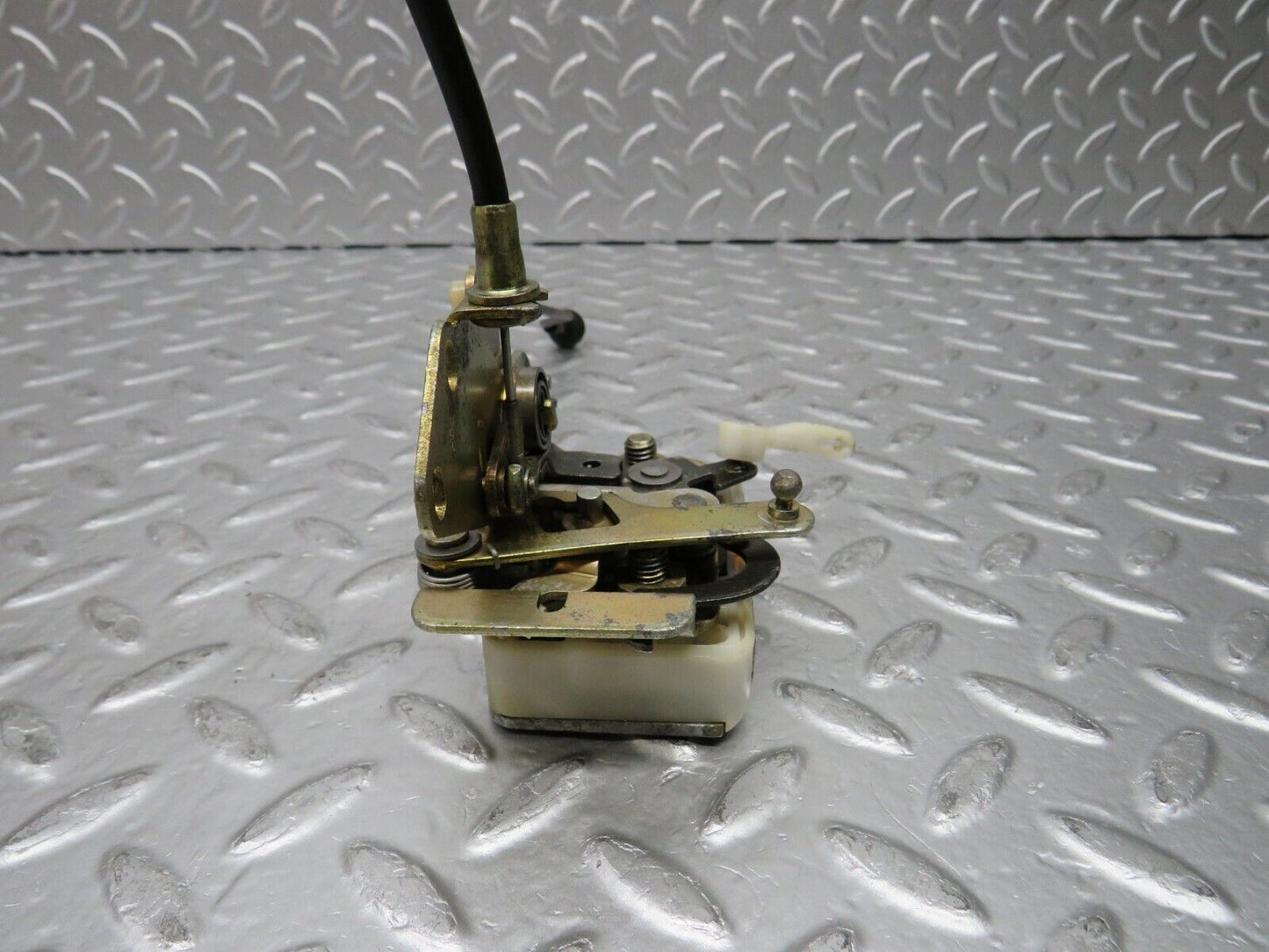 30103 Porsche 924 Left Door Lock Mechanism 92753705306 92853715303
