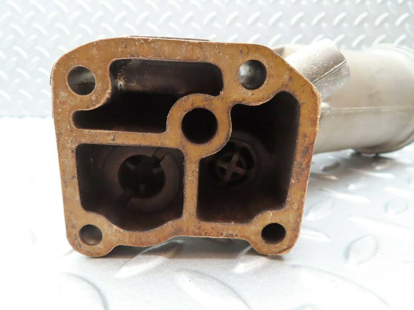 4452 Mercedes-Benz W123 230E Oil Filter Housing 1021800111