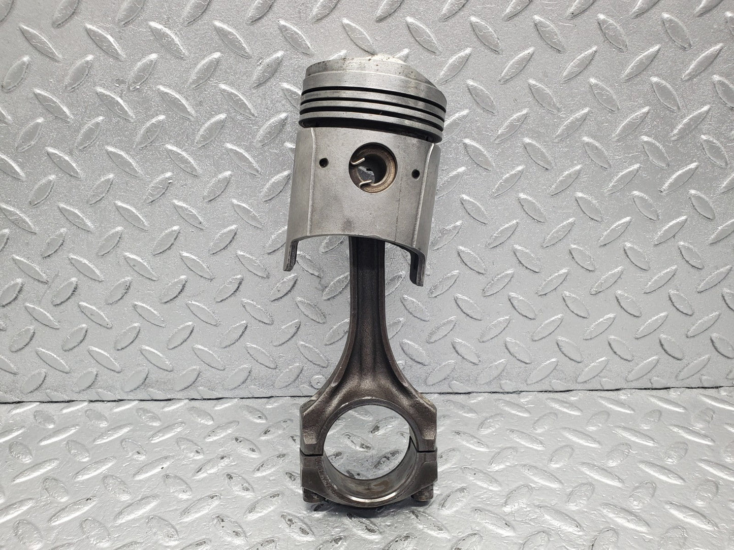 W112 piston and connecting rod used OEM