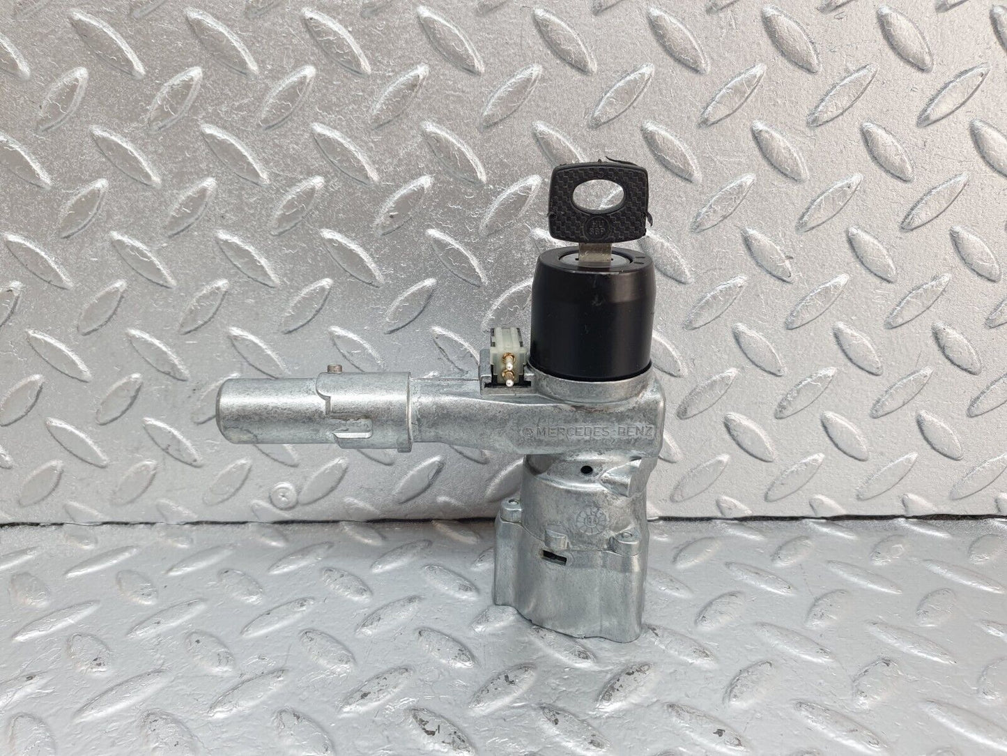 44026 Mercedes-Benz C123 230CE Coupe Steering Lock Ignition Switch With Key