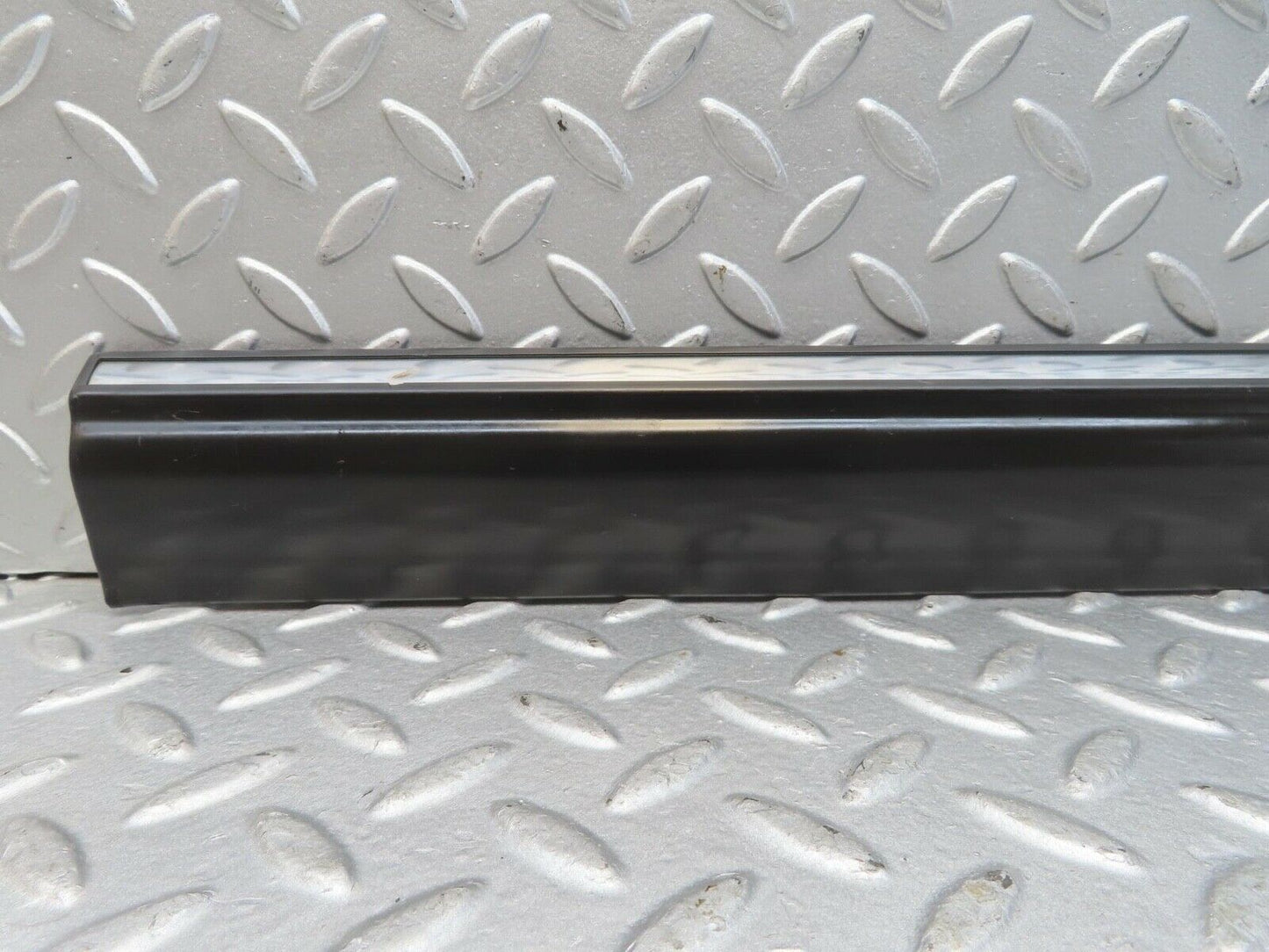 13464 Mercedes-Benz W123 200 Rear Right Door Lower Trim