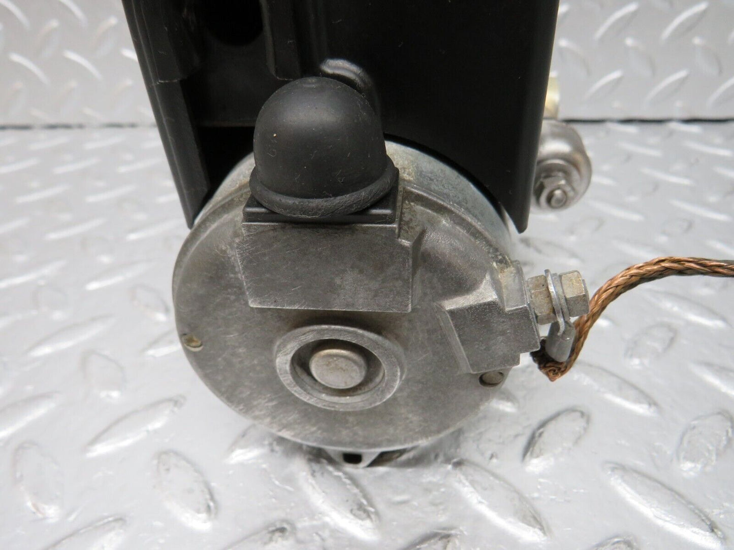 34371 Mercedes-Benz C126 380SEC Coupe ABS Pump Bosch 0265200003