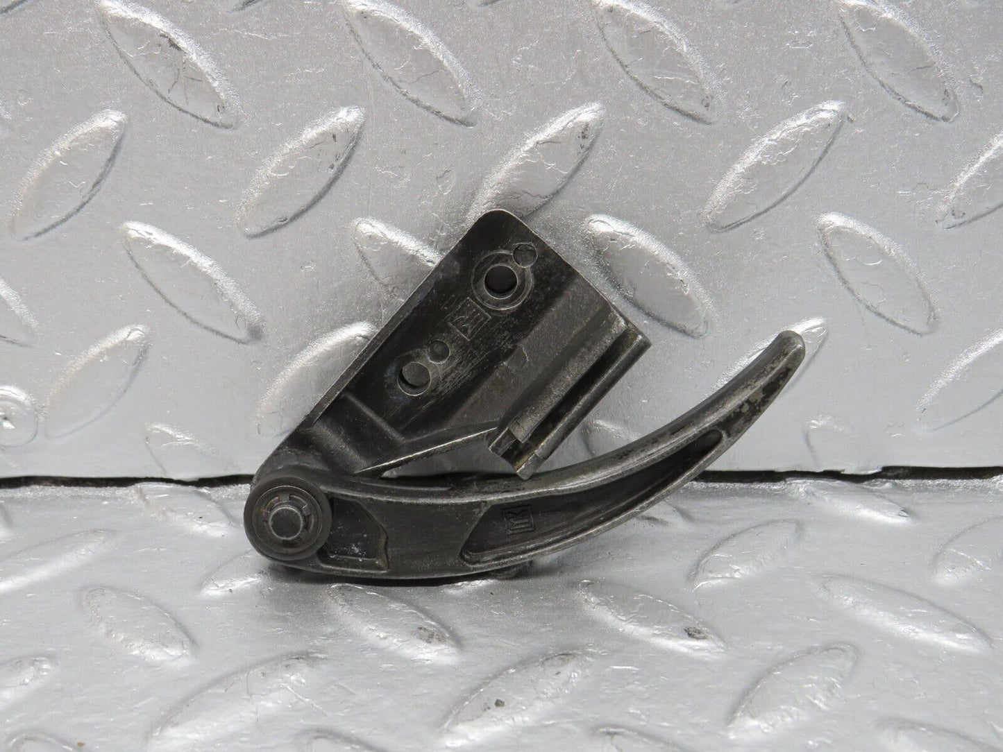 40675 Mercedes-Benz W123 300D Hood Opener Bonnet Opener Release