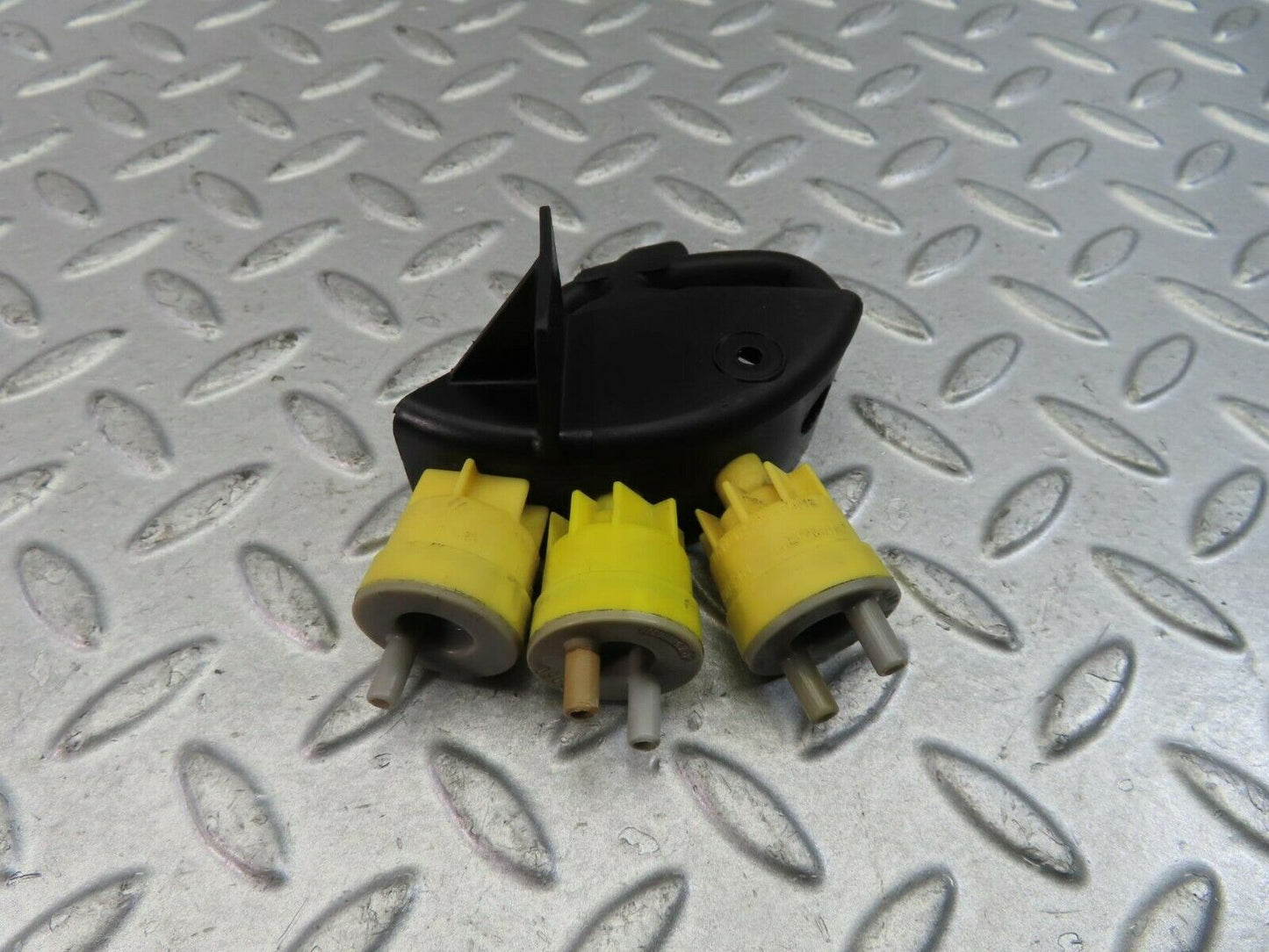 9434 Mercedes-Benz C124 300CE Coupe Vacuum Check Valve