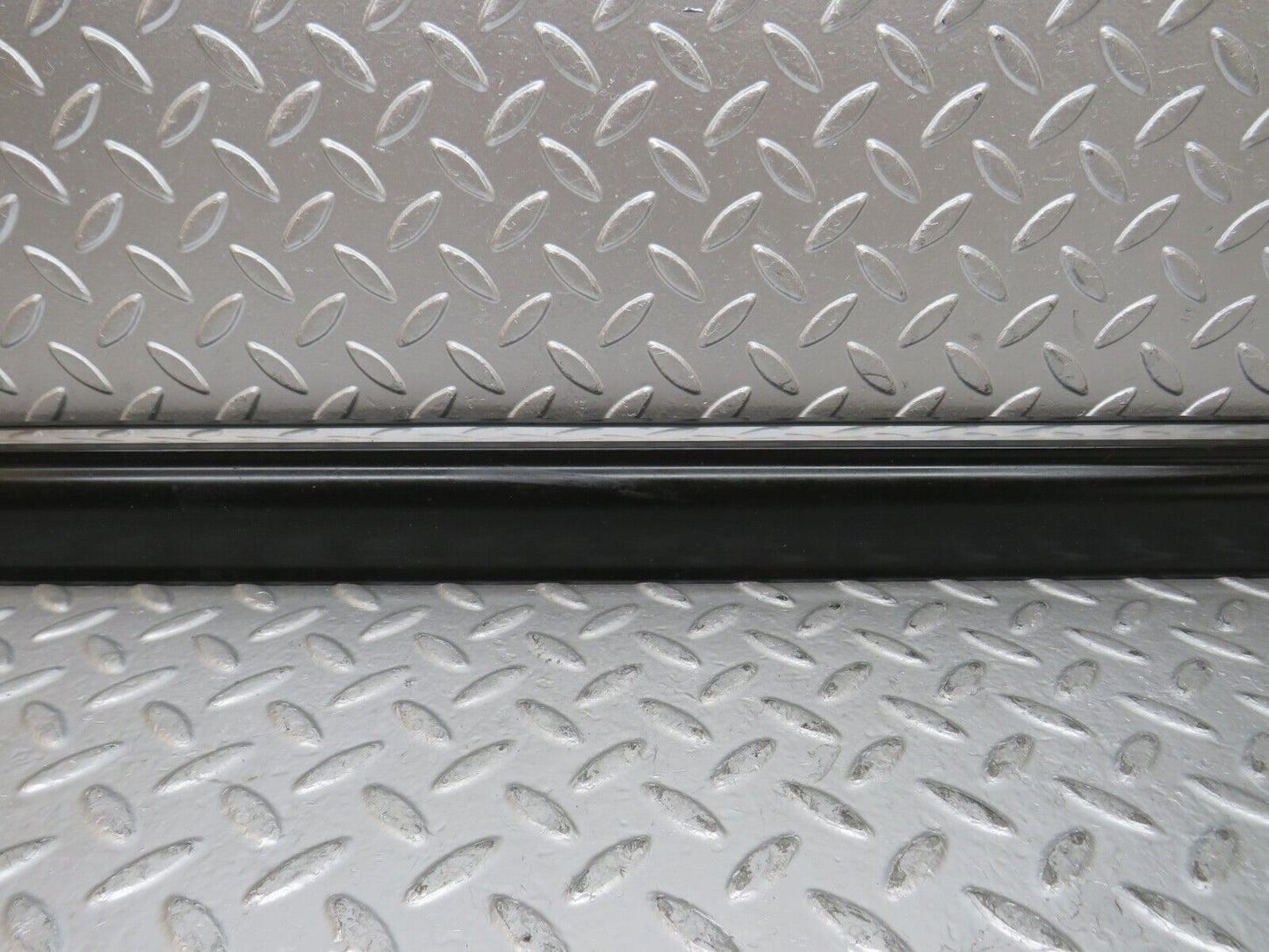 27113 Mercedes-Benz W123 280E Front Left Door Lower Moulding Trim