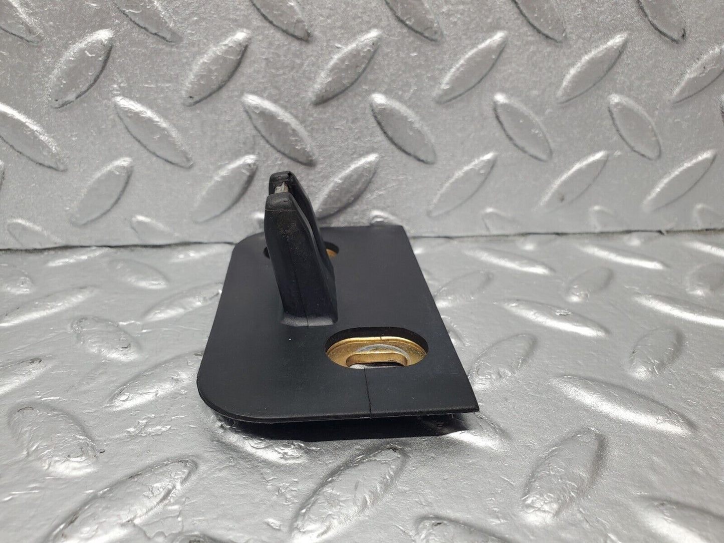 47005 Mercedes-Benz R129 320SL Coupe Trunk Lock Latch