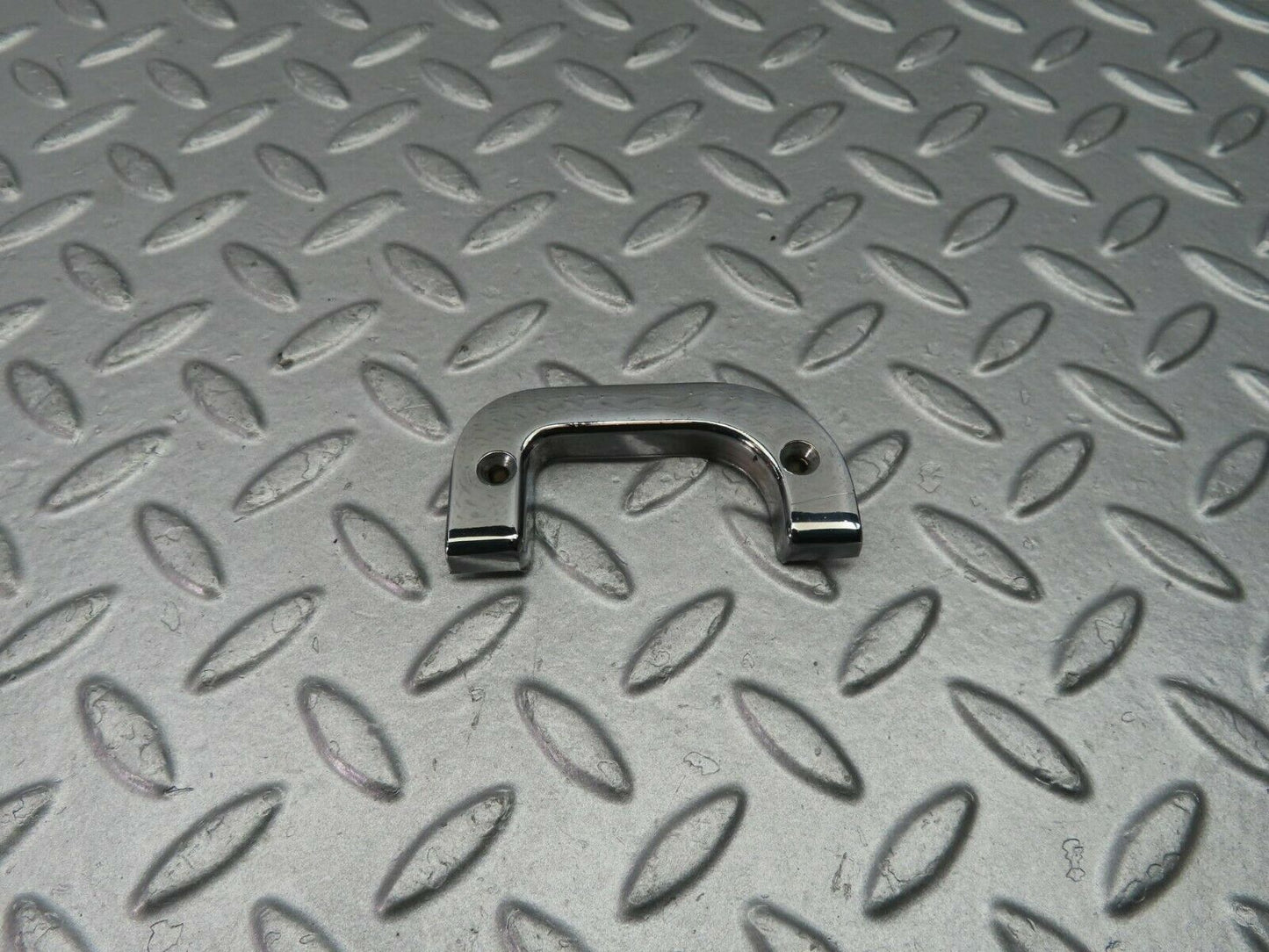 9914 Mercedes-Benz C123 230CE Coupe Right Interior Chrome Door Latch Trim