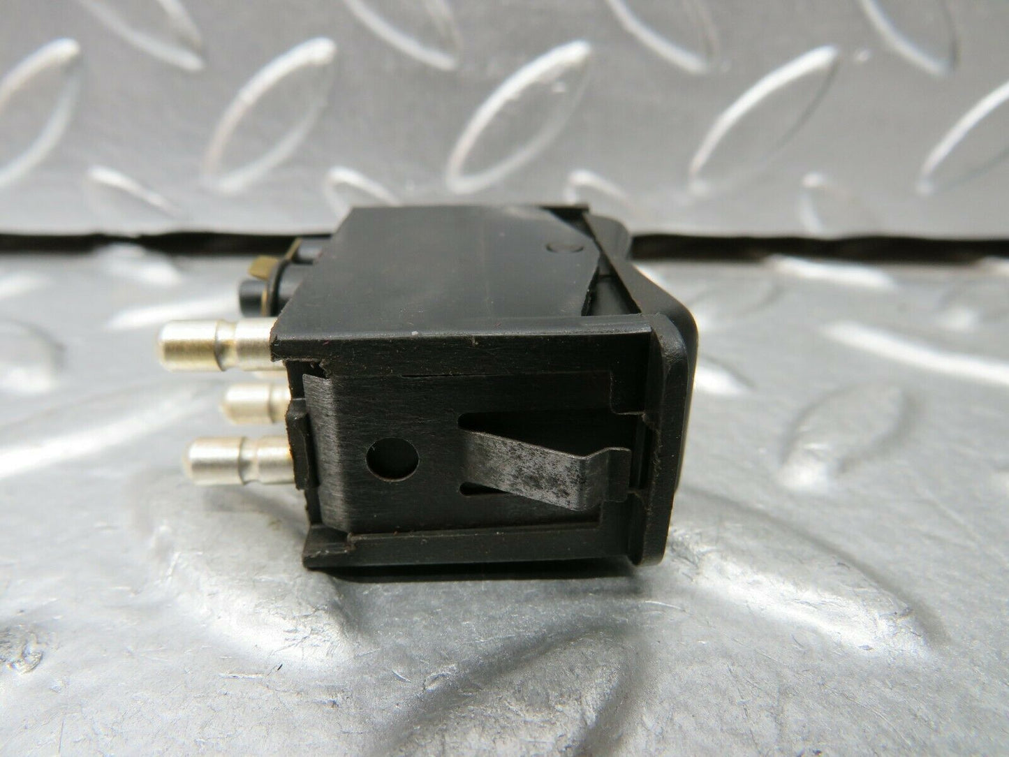 23157 Mercedes-Benz C123 230CE Coupe Rear Window Defroster Switch 0008206110