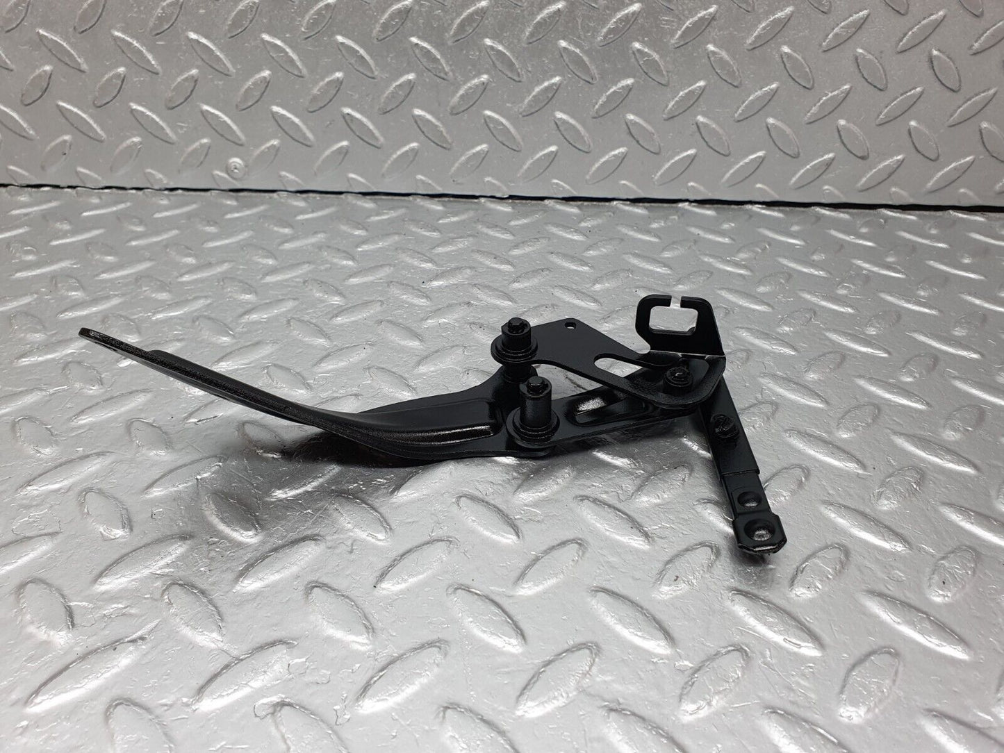41506 Mercedes-Benz W124 200E Throttle Linkage