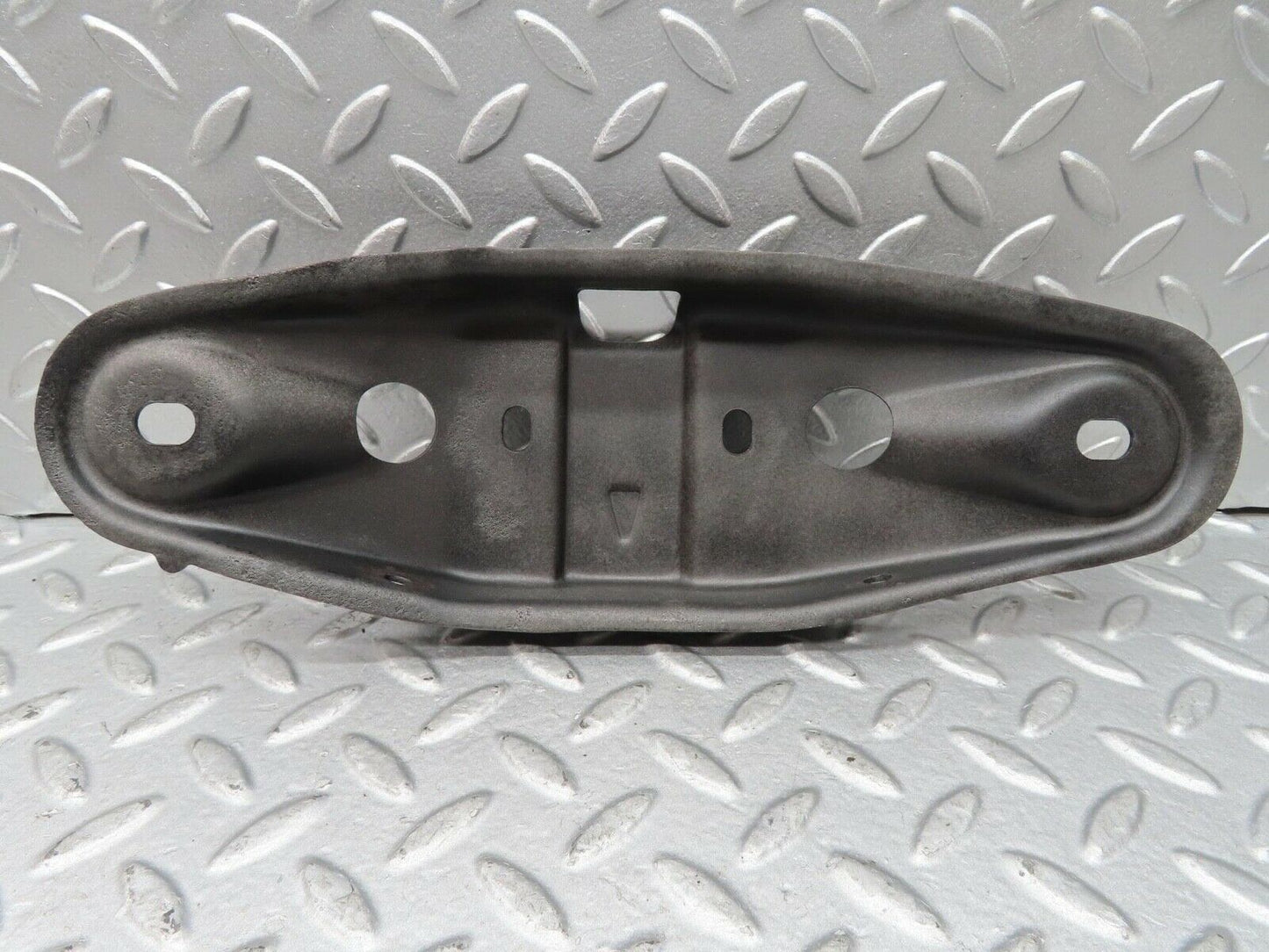 14616 Mercedes-Benz W201 190E Gearbox Bracket