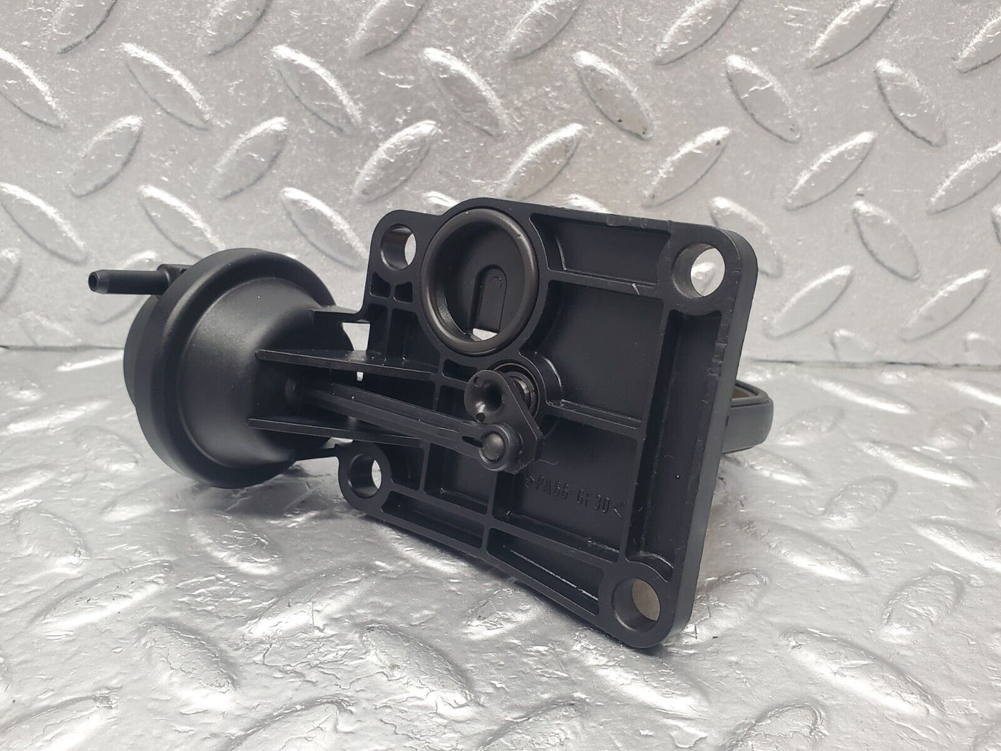 46188 Mercedes-Benz W124 280E Air Intake Resonance Valve