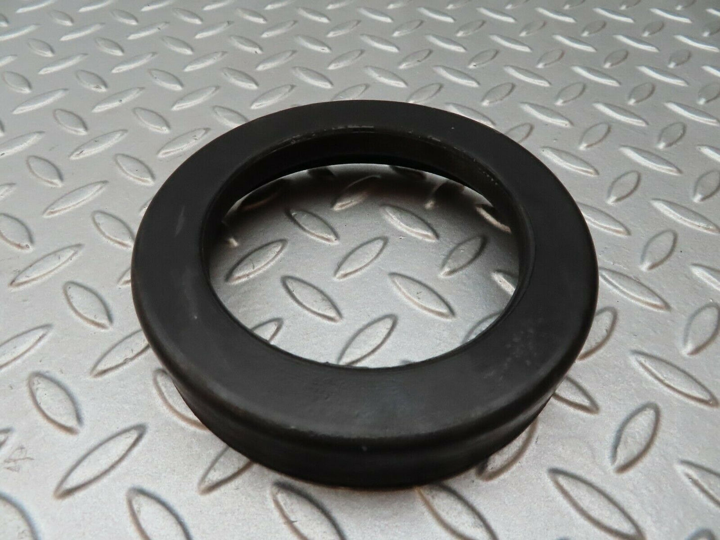 4571 Mercedes-Benz W123 230E Rubber Buffer Suspension Rear 1153252344