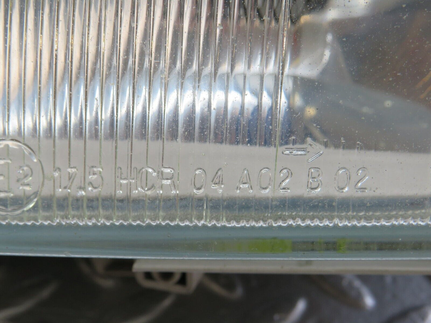 33225 Mercedes-Benz W202 C180 Headlight Hella Left Side